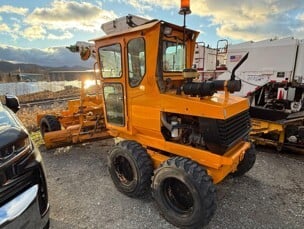 2001 Leeboy 635B Motor Grader