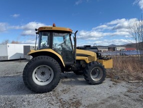 2013 Challenger MT445B Tractor