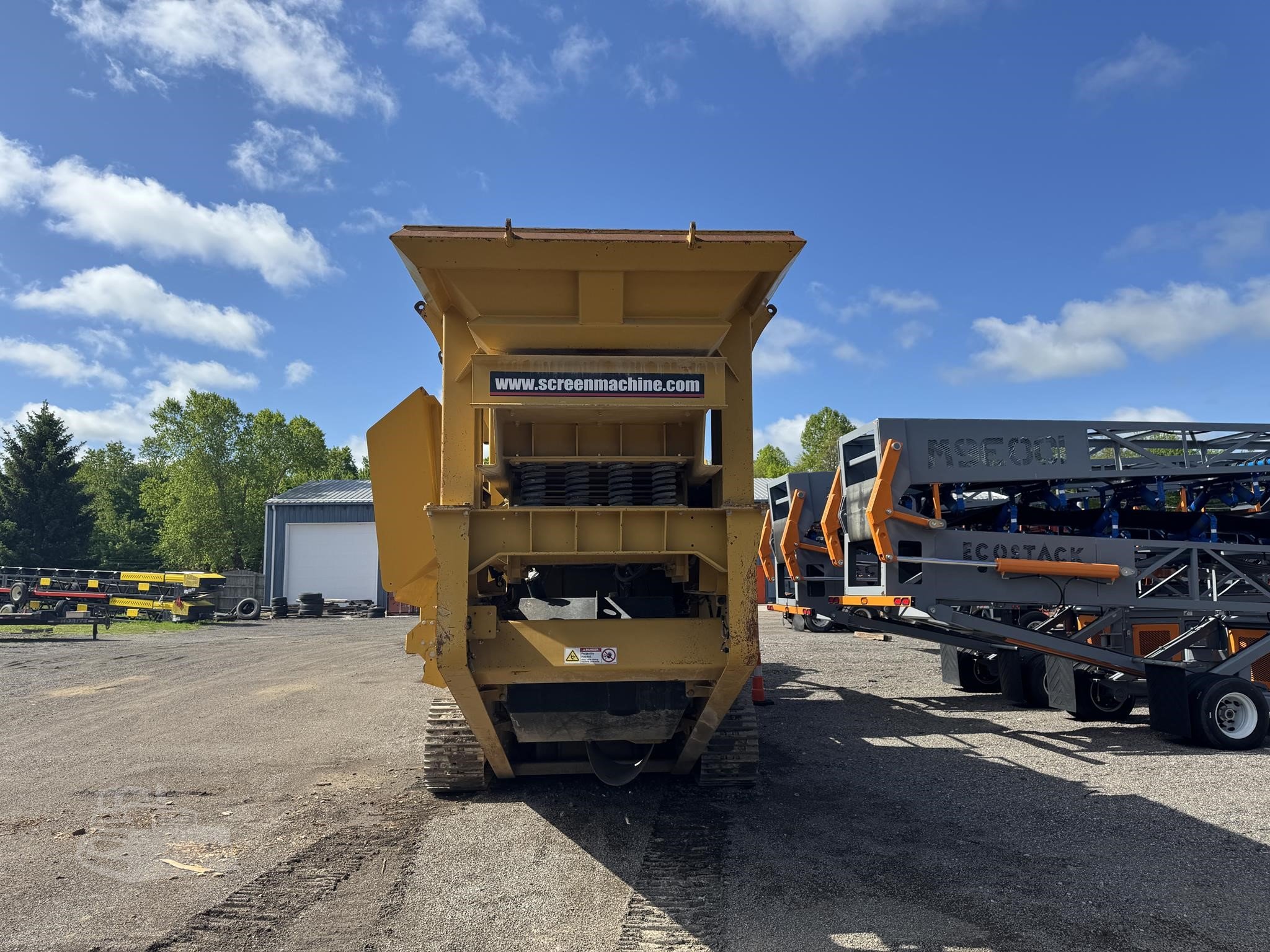 2022 SCREEN MACHINE 4043TR