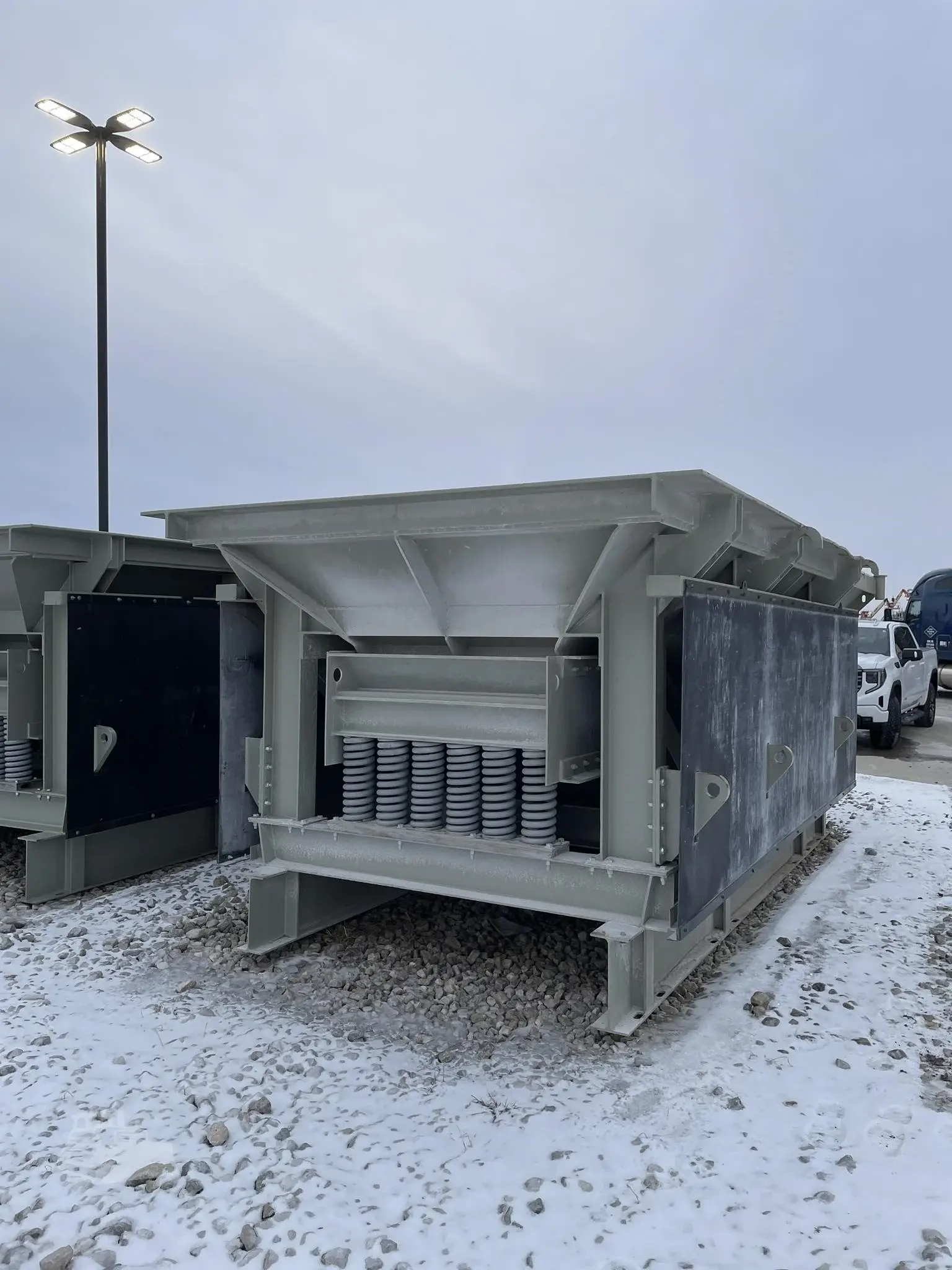 2023 LIPPMANN 3048J-W