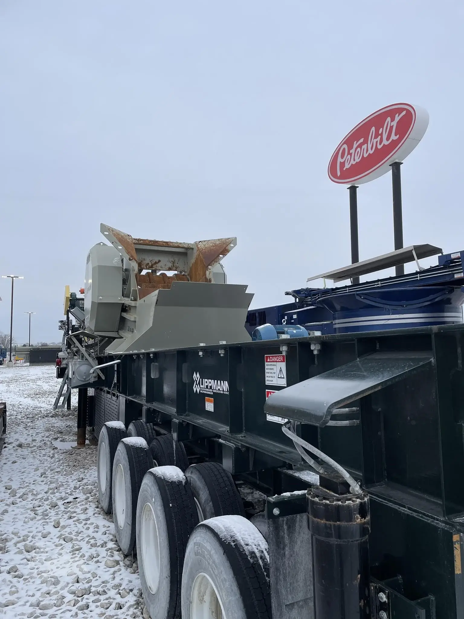 2023 LIPPMANN 3048J-W