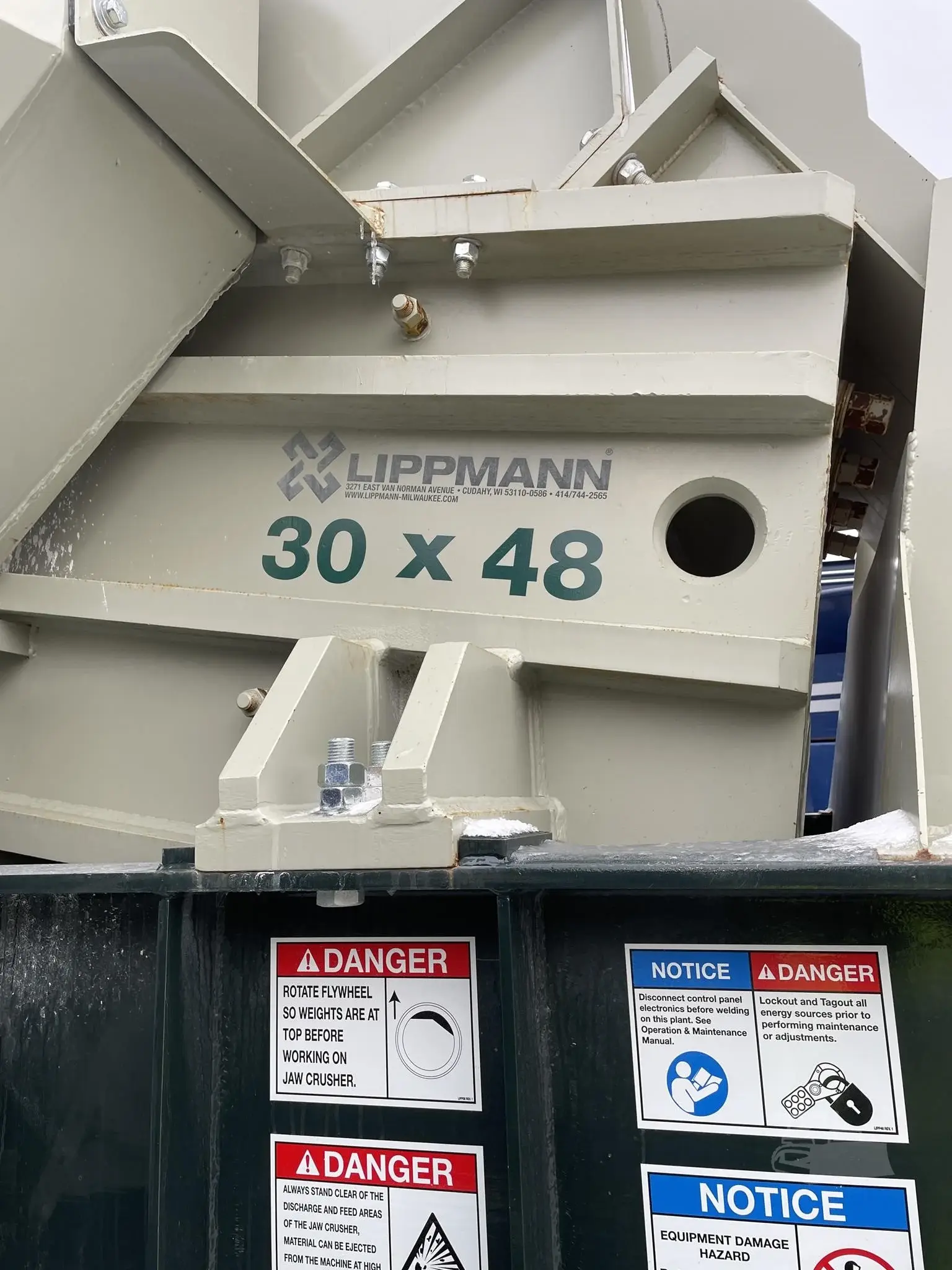 2023 LIPPMANN 3048J-W