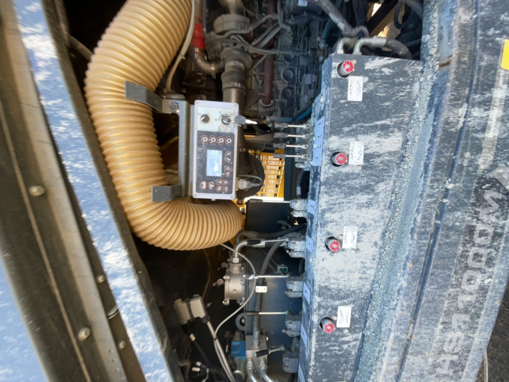 2023 RUBBLE MA HS11000M