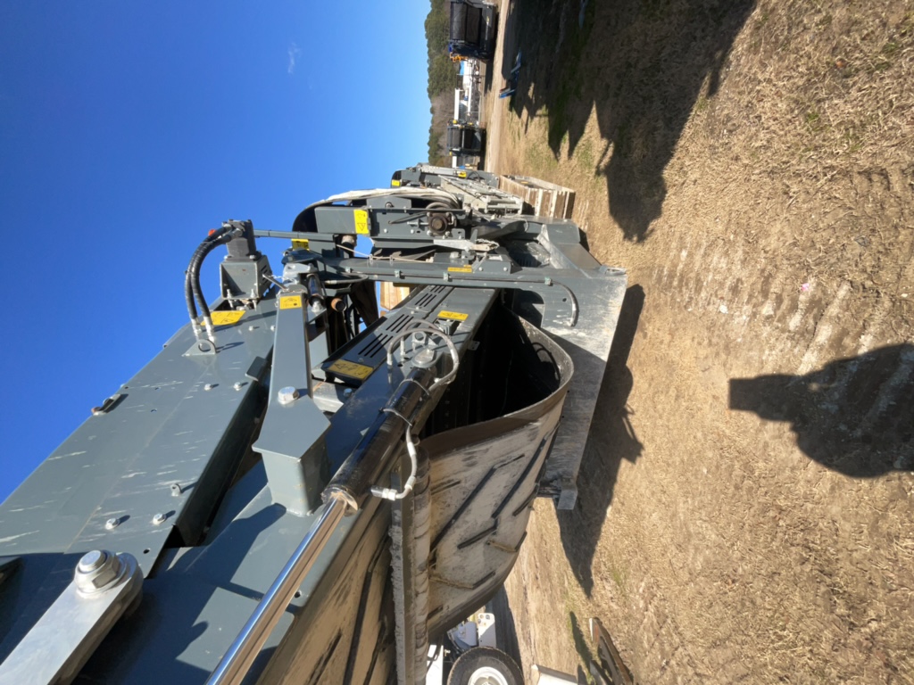 2023 RUBBLE MA HS11000M