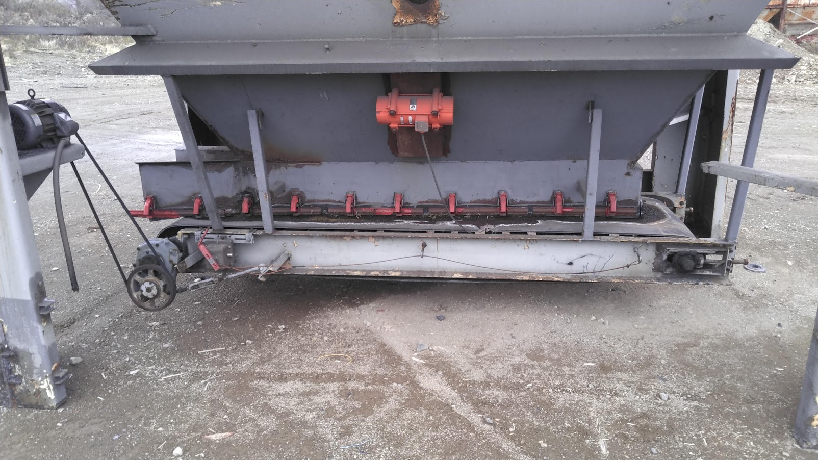 ASTEC HOPPER BELT FEEDER 30 X 10'