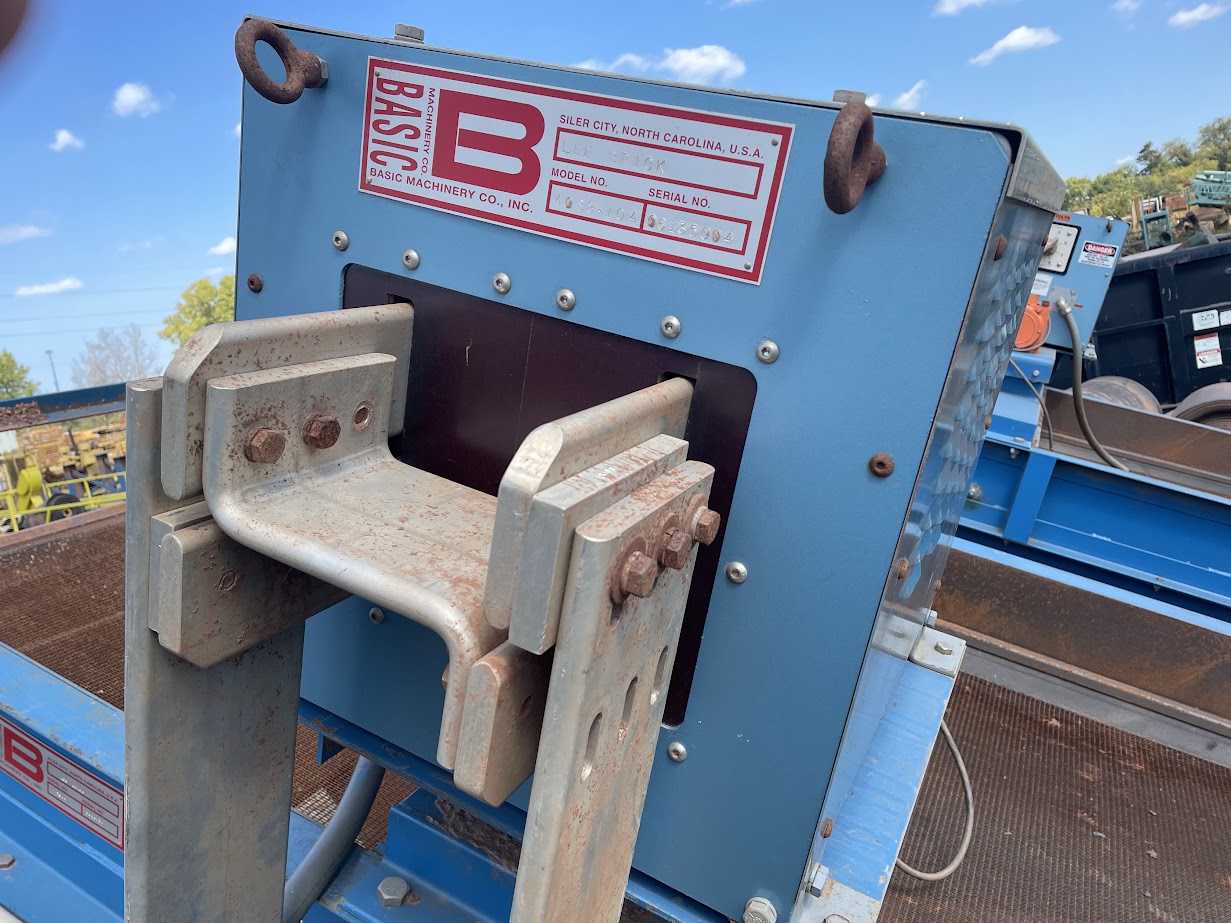 BMC CLAY SHAKER VIBRATING SCREEN