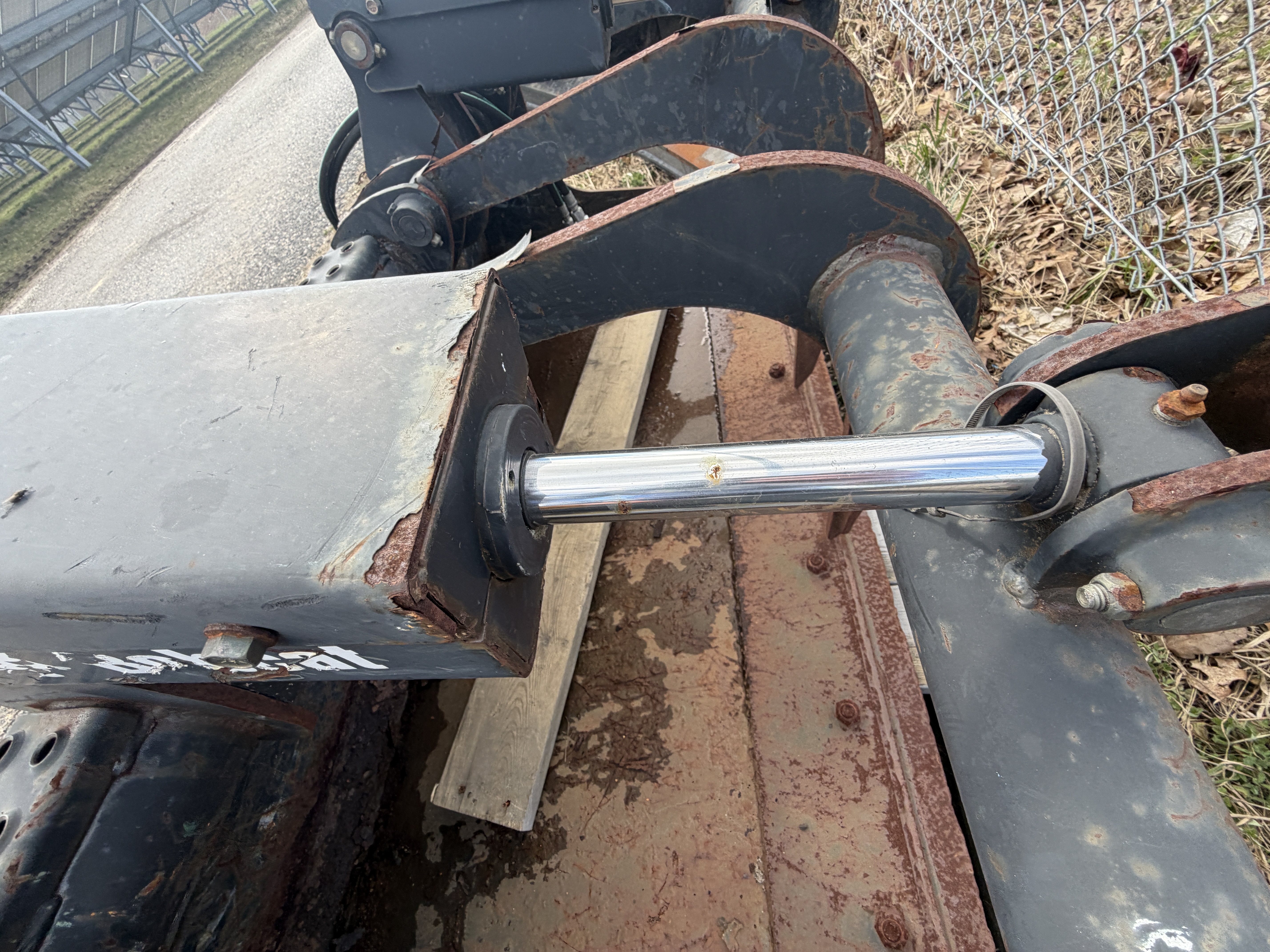 Bobcat Hydraulic Grapple Bucket