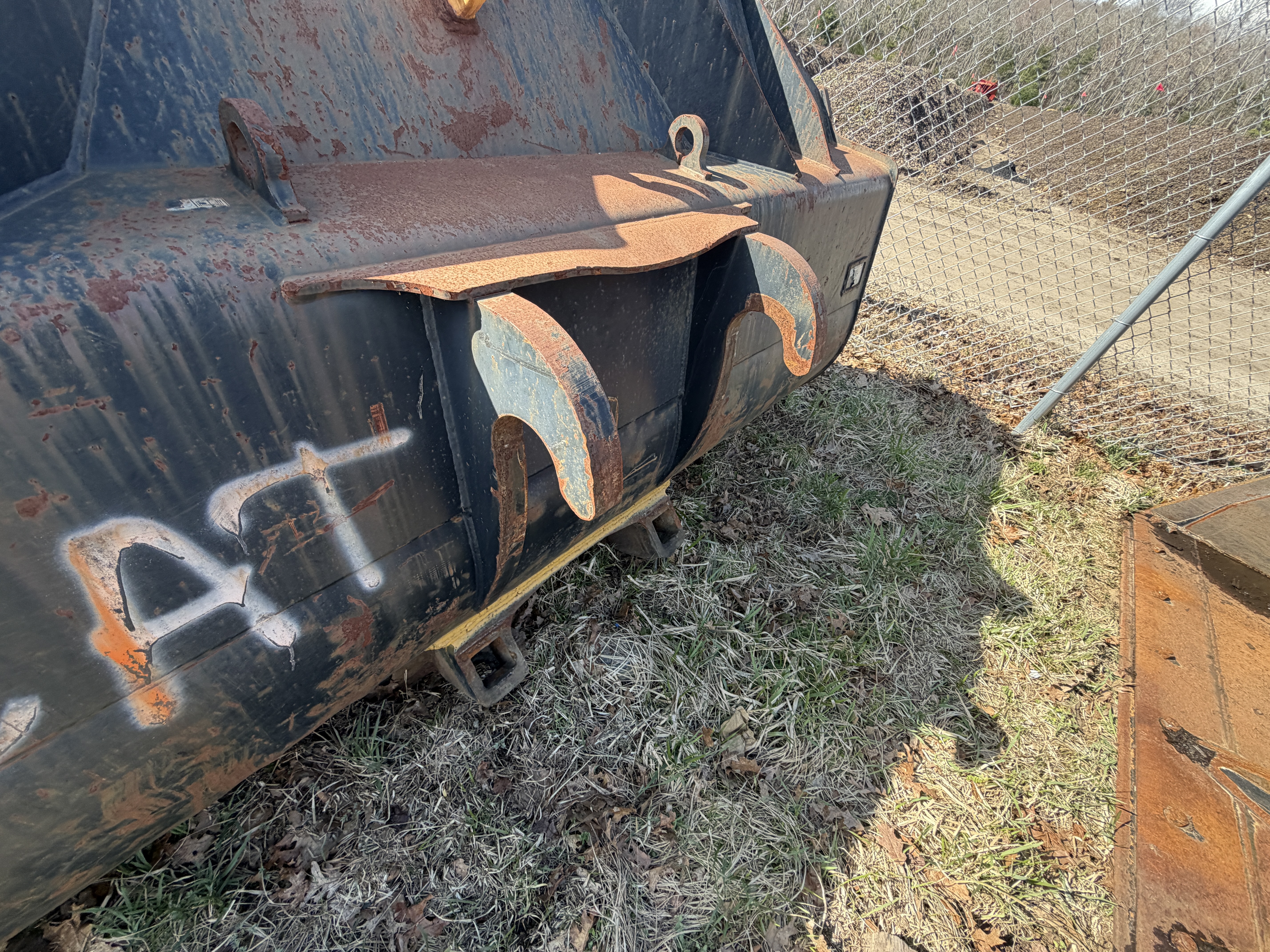 Cat General Purpose Bucket