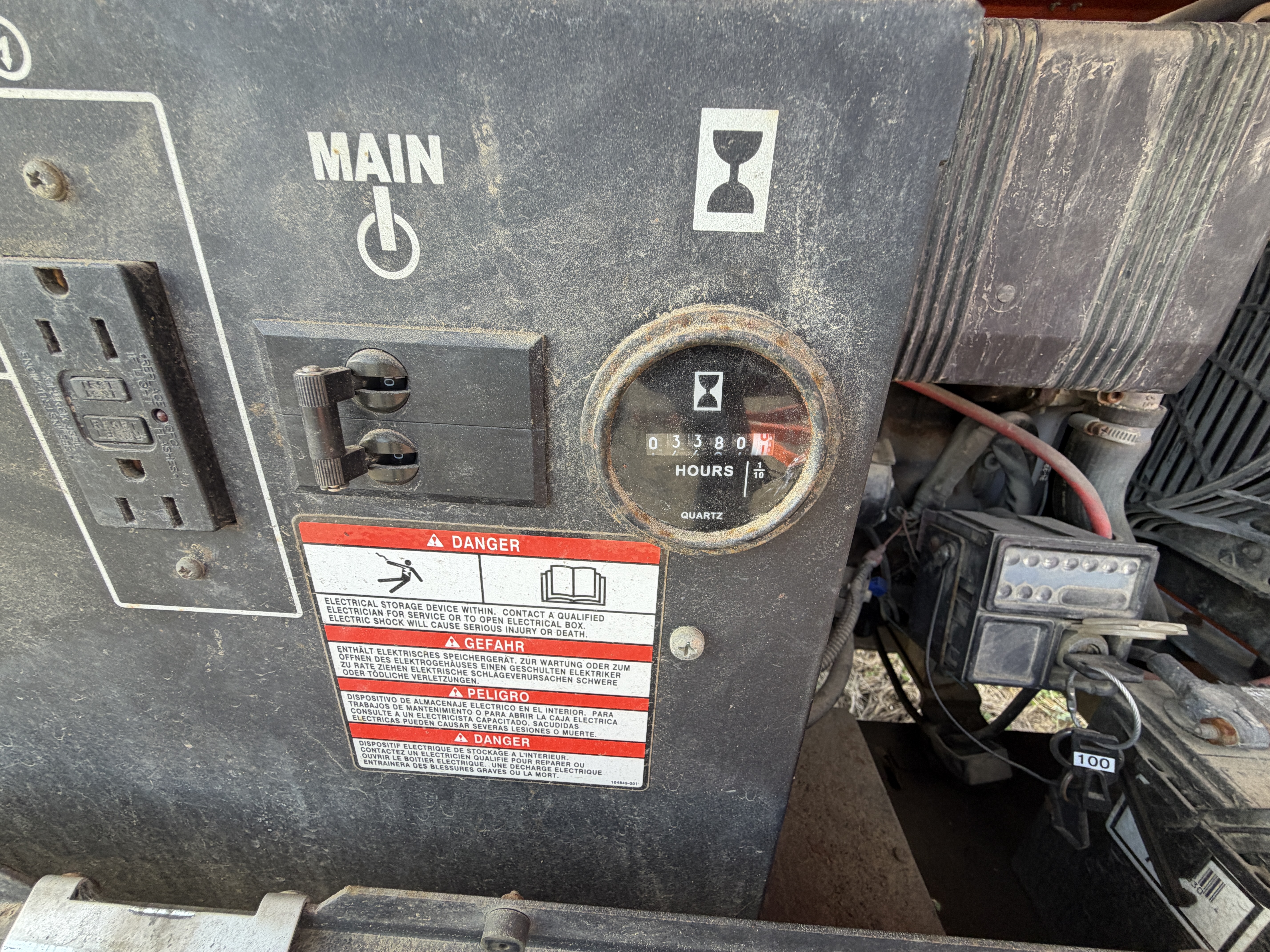 Chicago Pneumatic CPLT M10 Light Tower