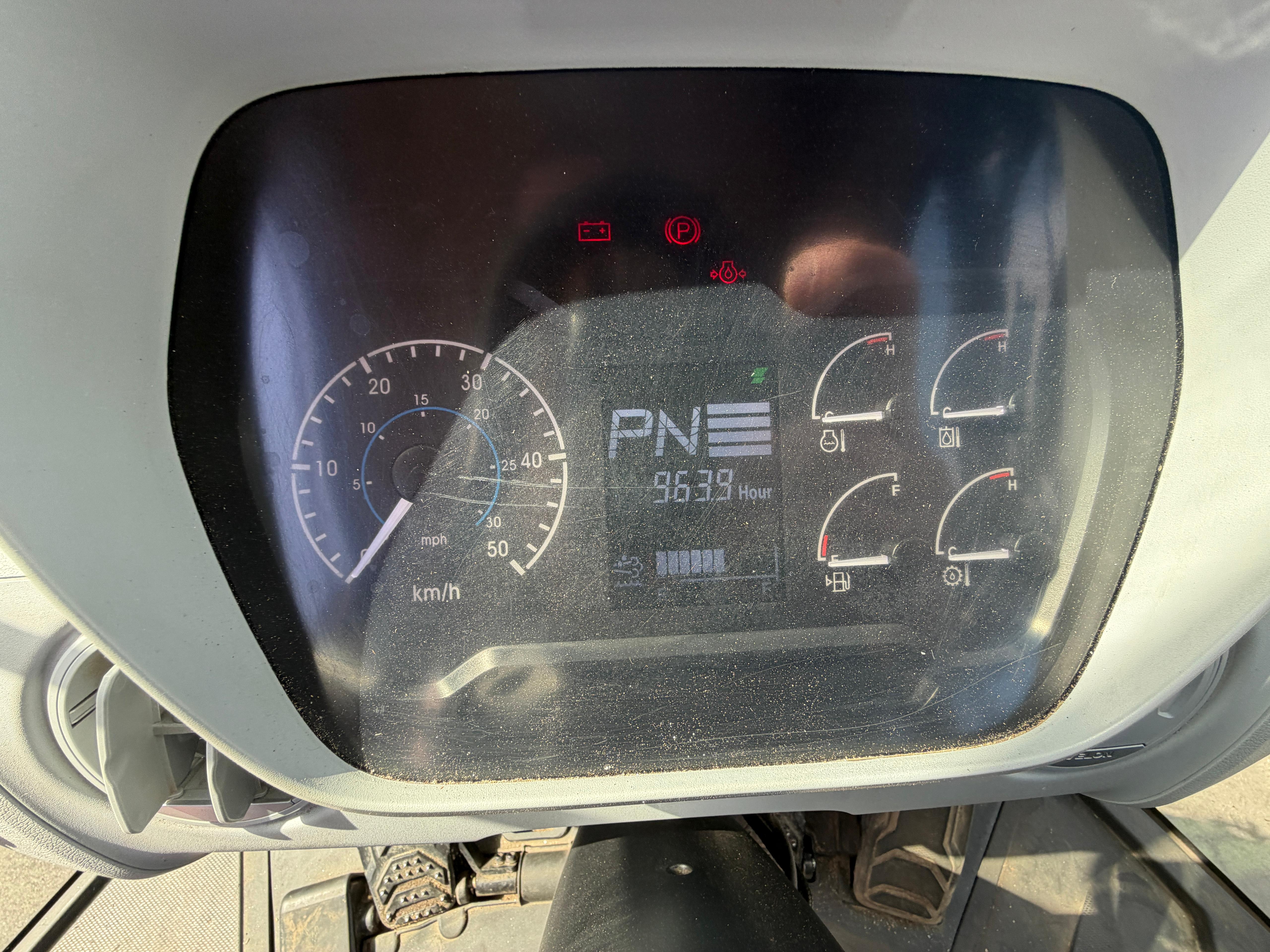 Develon DL420 Wheel Loader