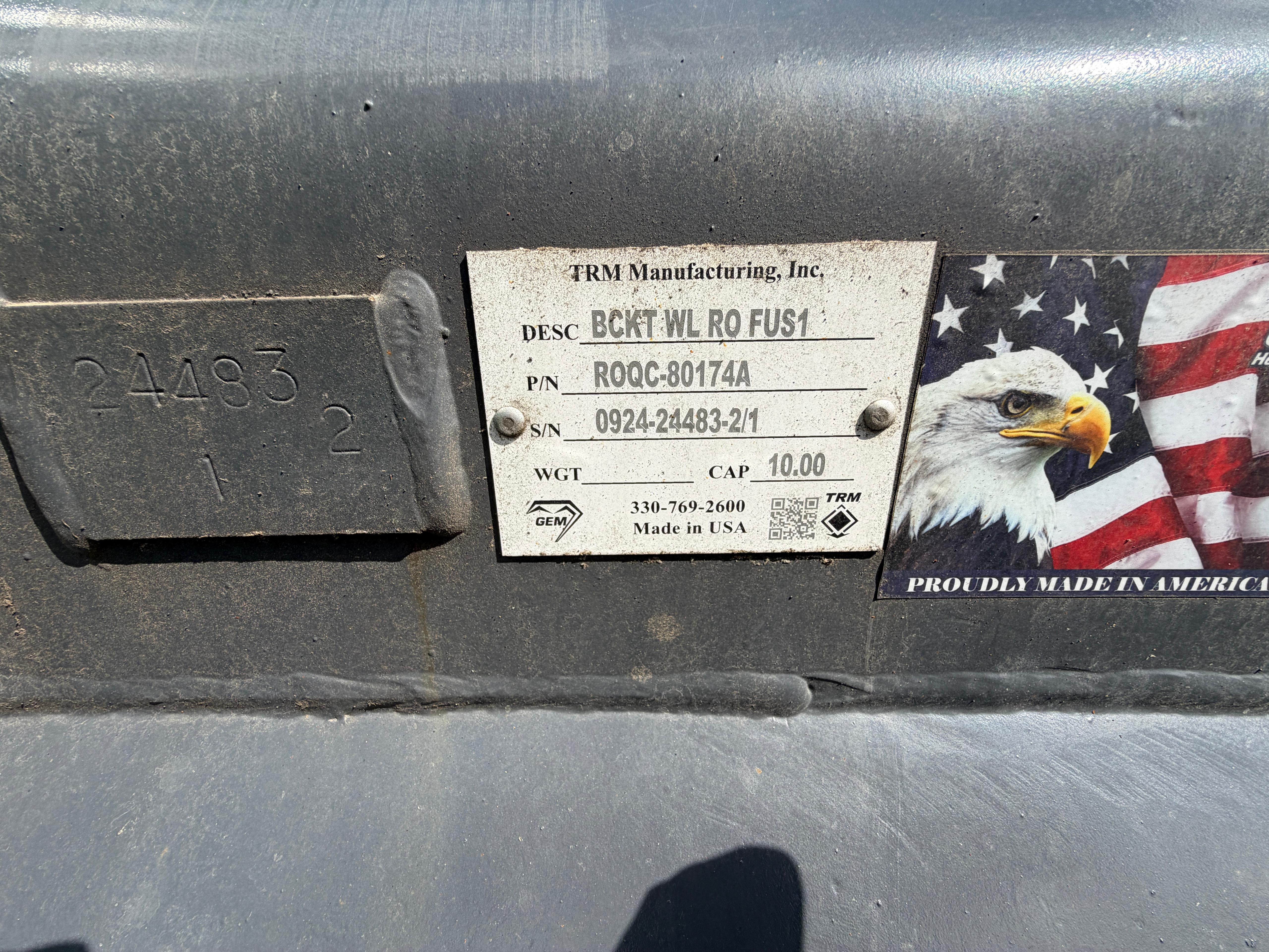 GEM Wheel Loader Roll-Out Bucket