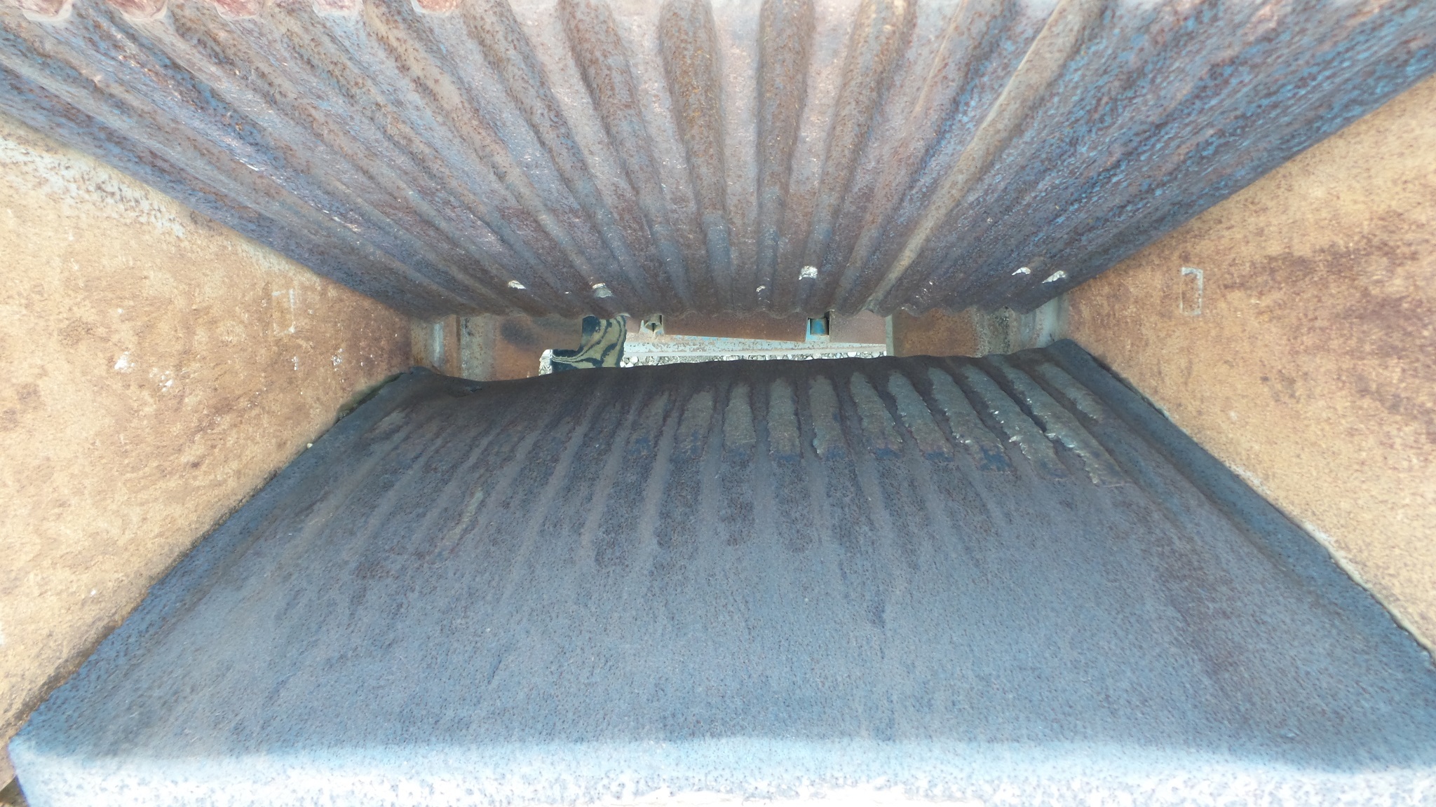 EAGLE 18 X 36 JAW CRUSHER MOUNTED ON STAND