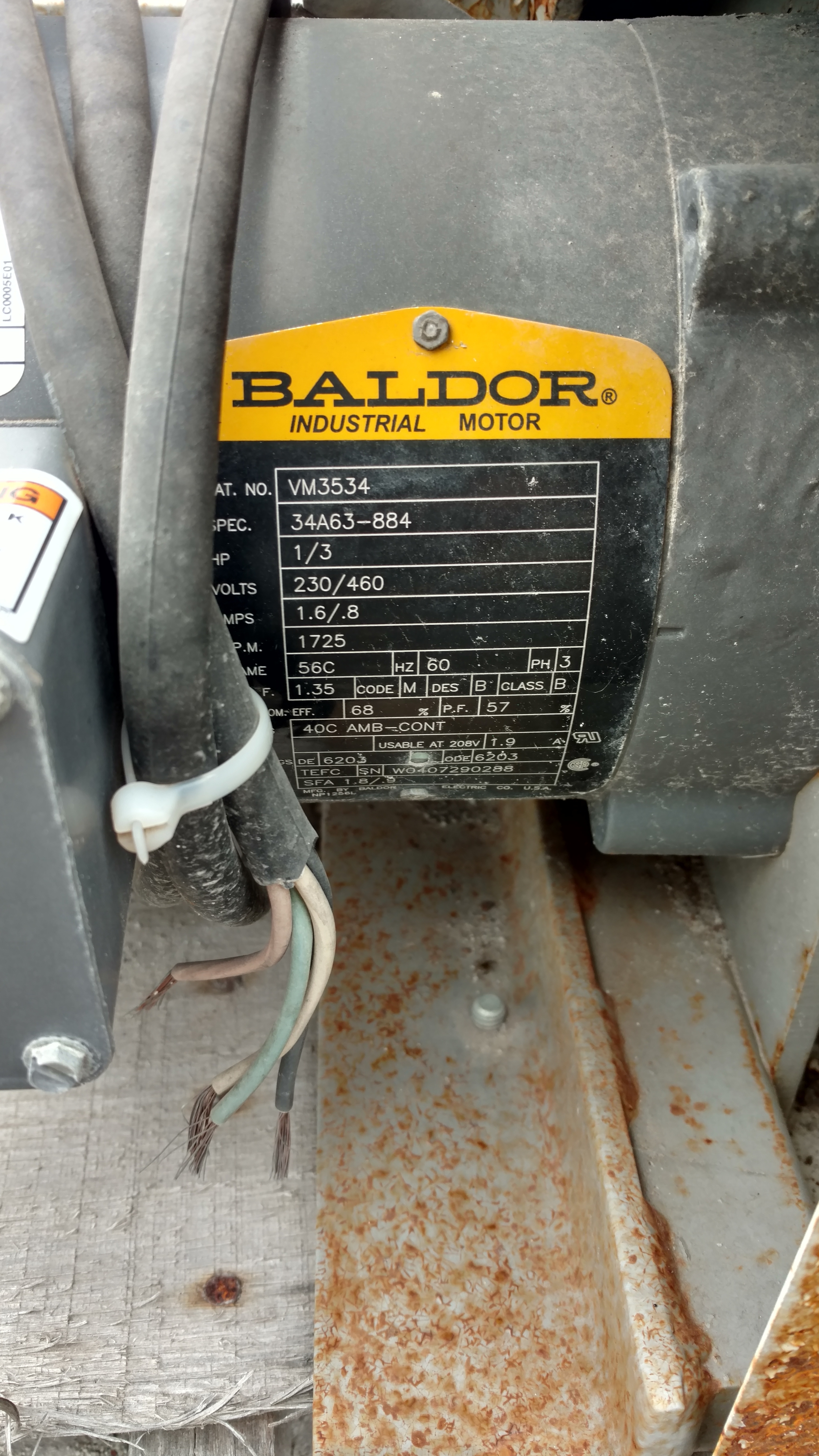 ERIEZ 18 X 32 FEEDER WITH CONTROLS