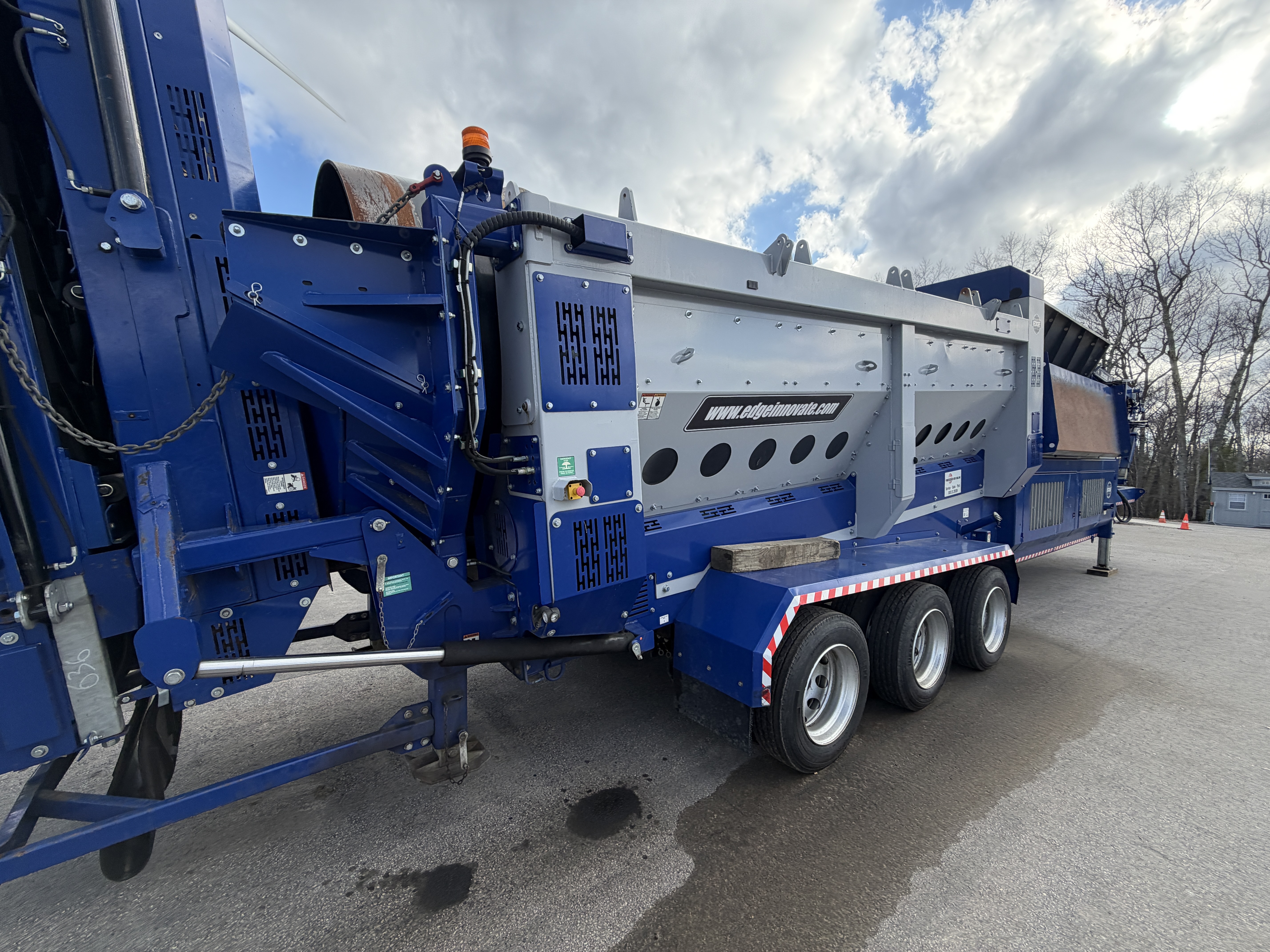 2022 Edge TRM622 Trommel Screen