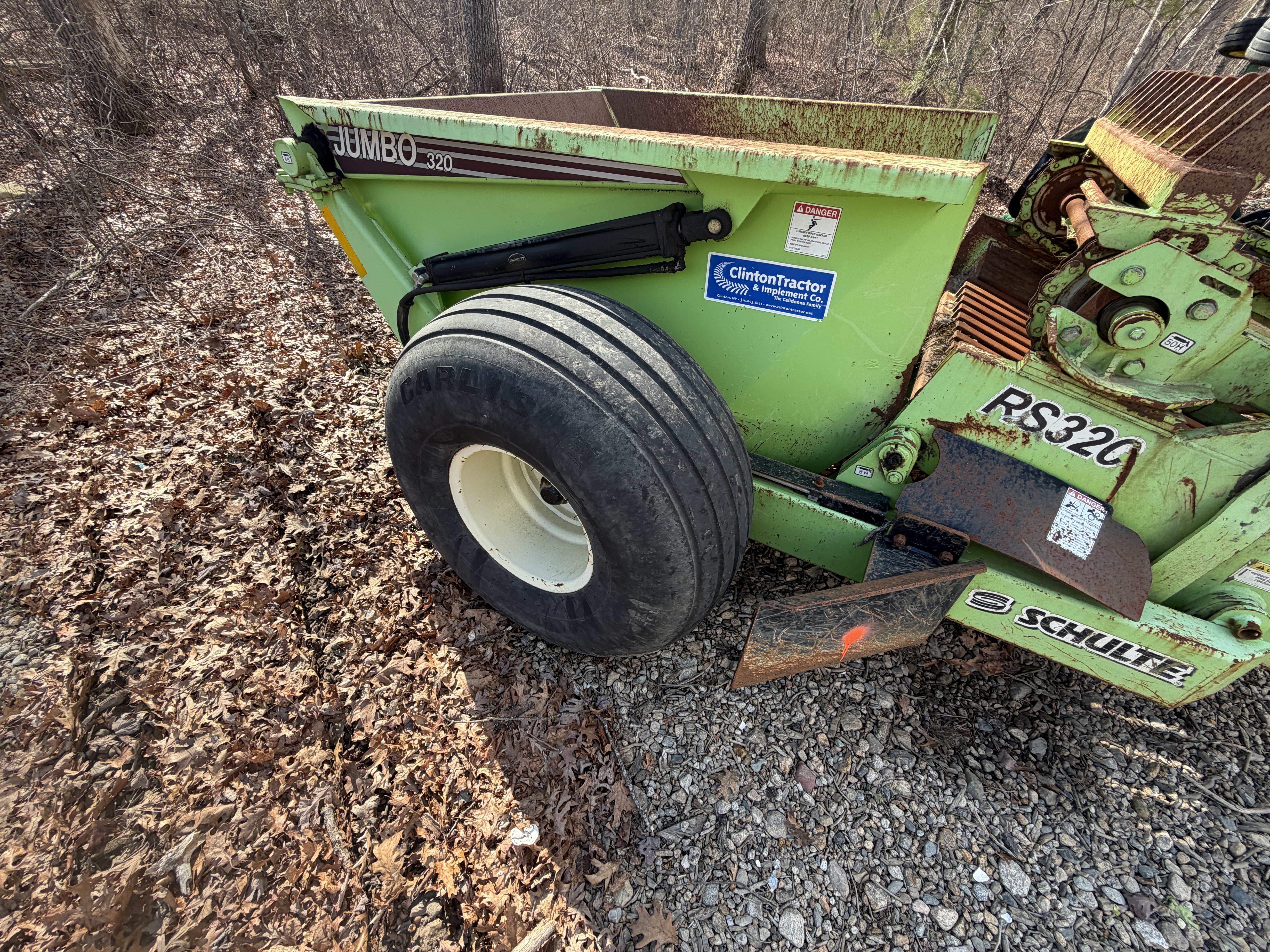 Schulte RS320 Rock Picker 