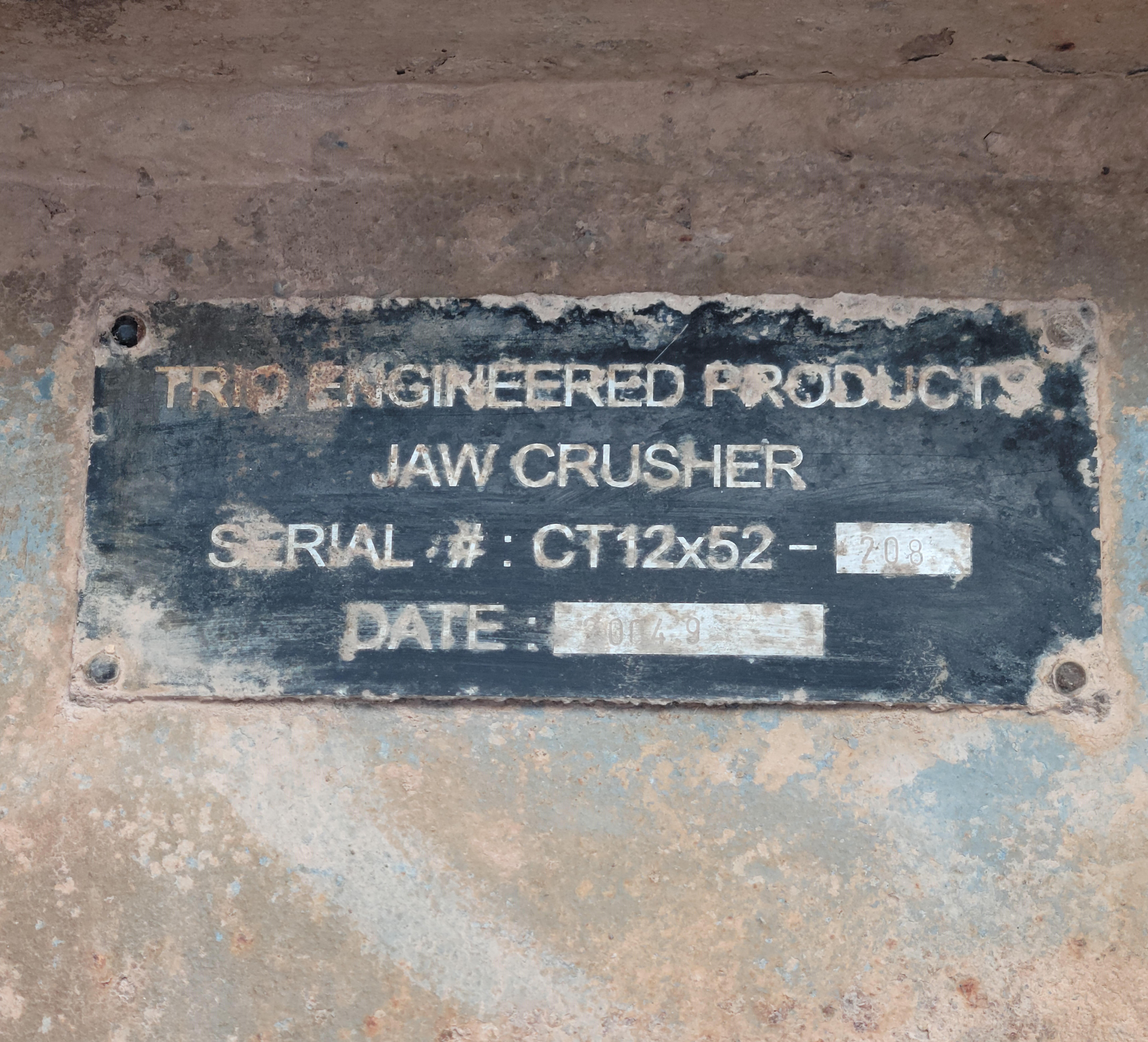 2004 TRIO 12 X 52 JAW CRUSHER