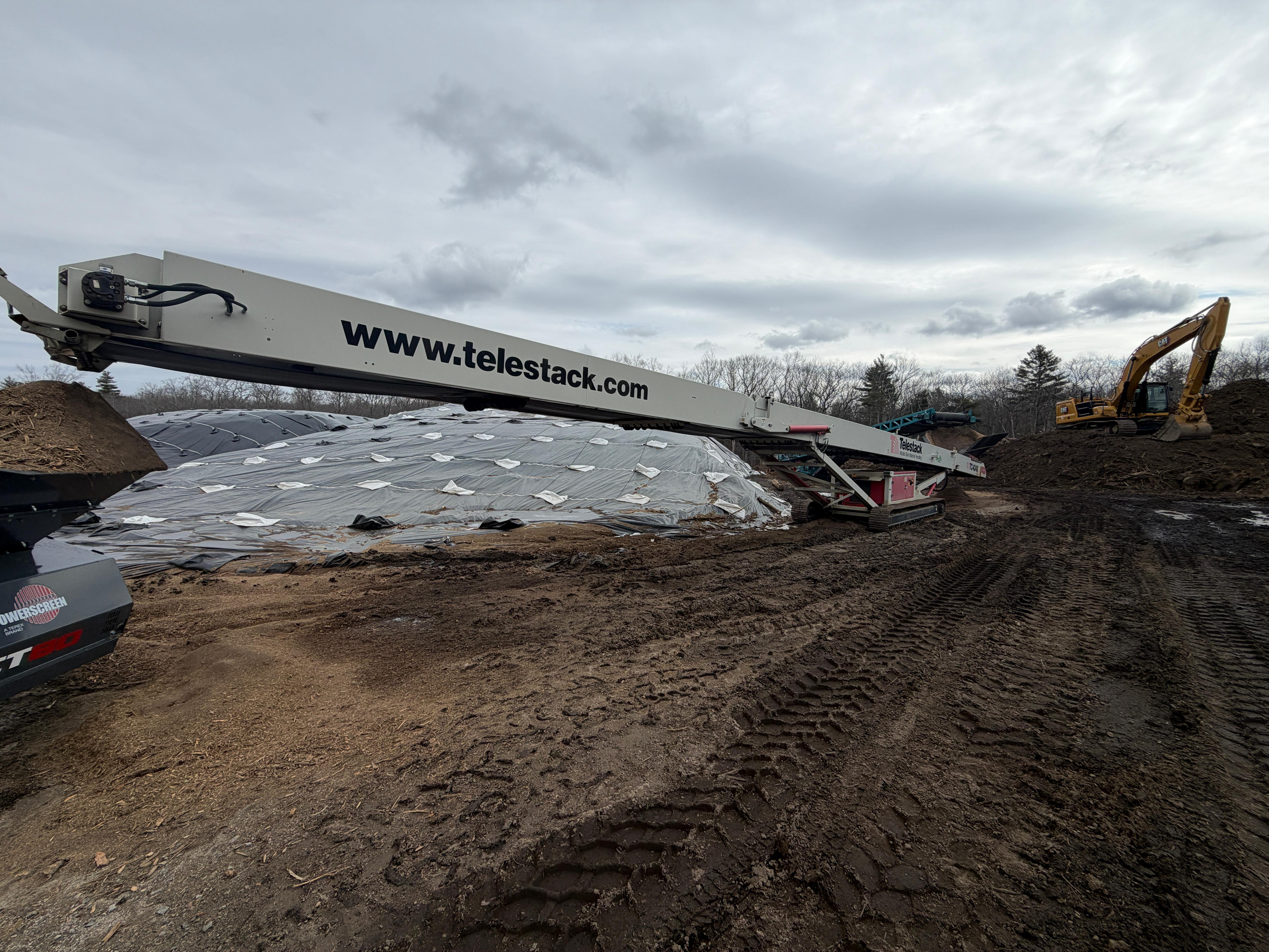 Telestack TC424S Tracked Conveyor