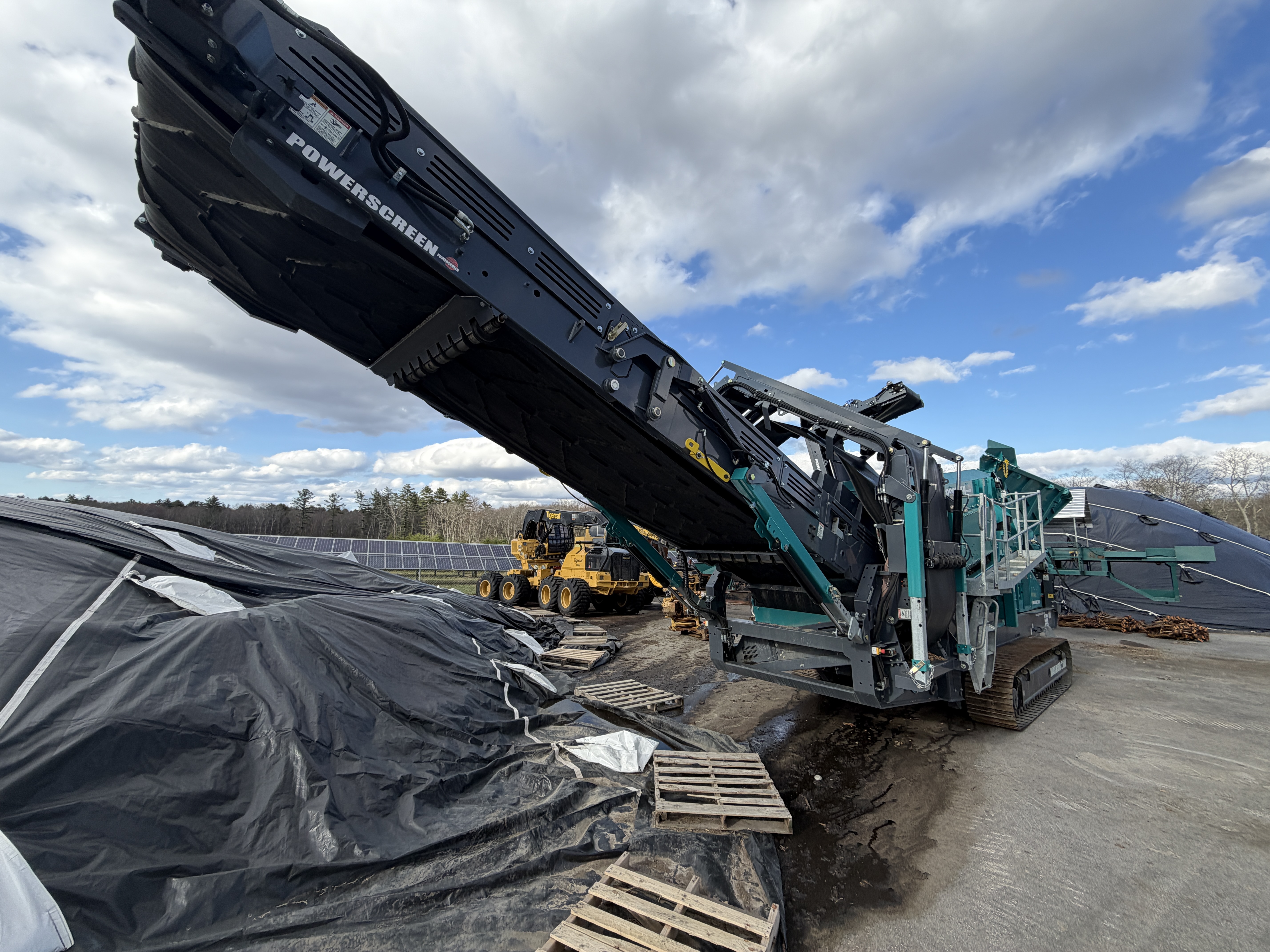 2024 Powerscreen Warrior 2100 Screener