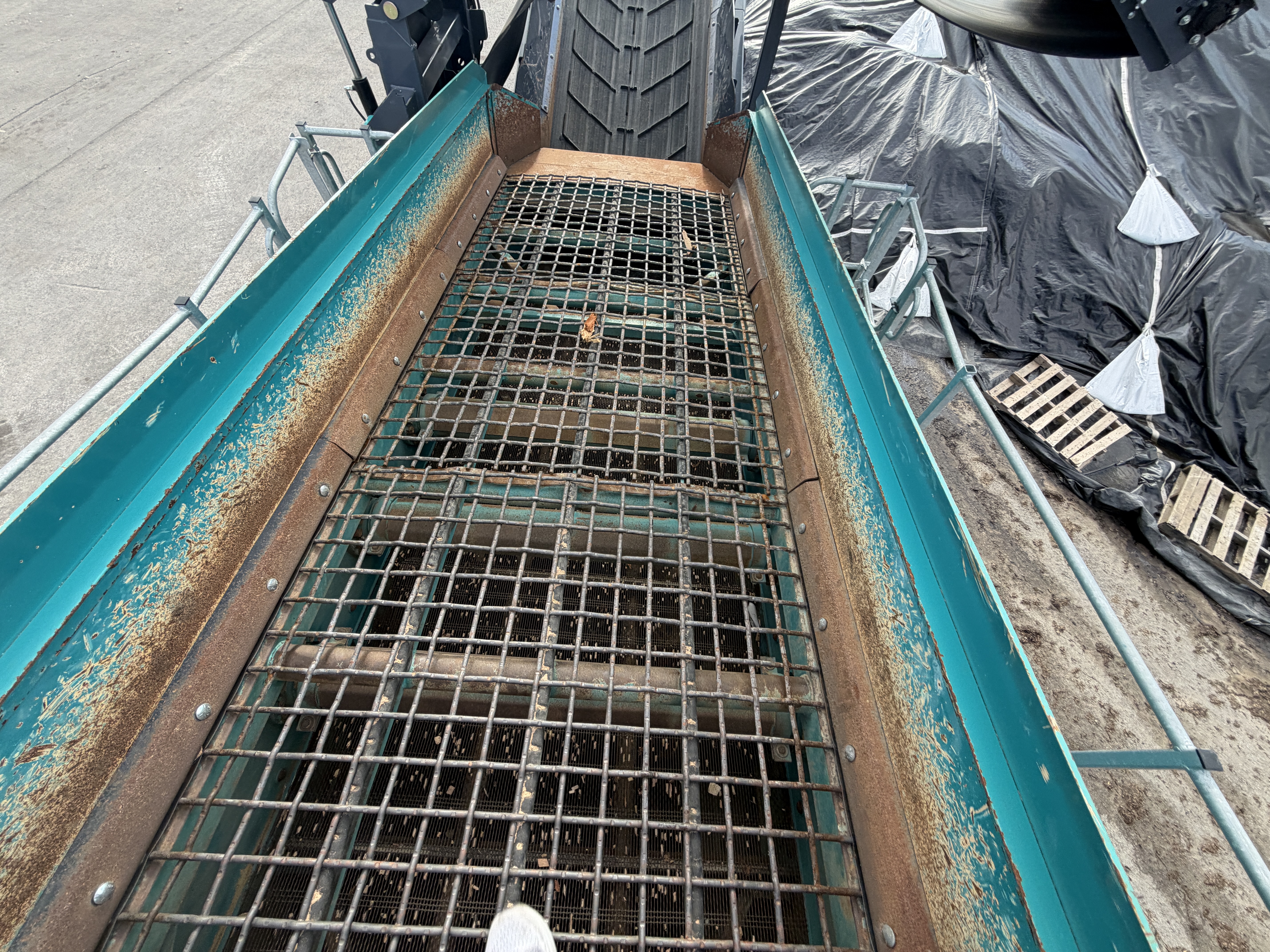 2024 Powerscreen Warrior 2100 Screener