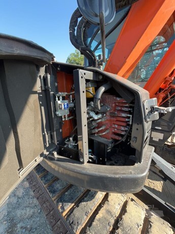 2017 HITACHI ZX75US-5B