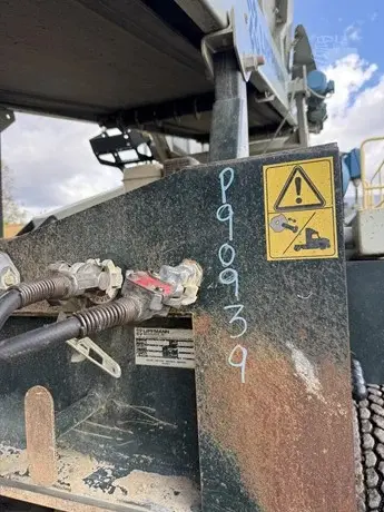 2019 LIPPMANN LC200IOW