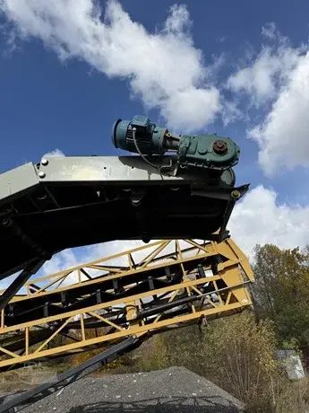 2019 LIPPMANN LC200IOW