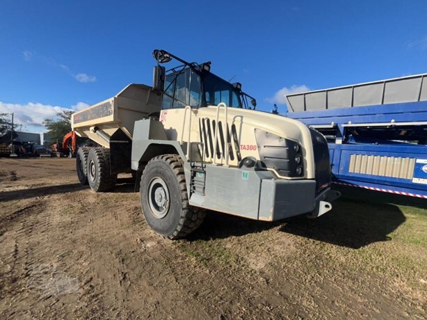 2021 TEREX TA300