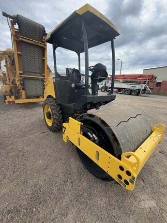 2023 BOMAG BW124PDH-5