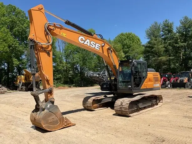 2023 CASE CX220E