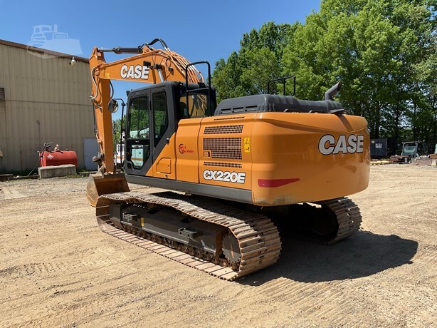 2023 CASE CX220E