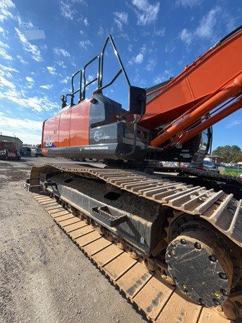 2023 HITACHI ZX210 LC-6