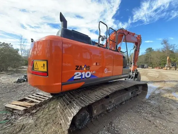 2023 HITACHI ZX210 LC-6