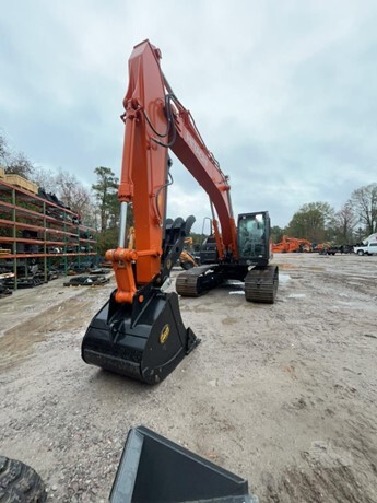 2023 HITACHI ZX210 LC-6