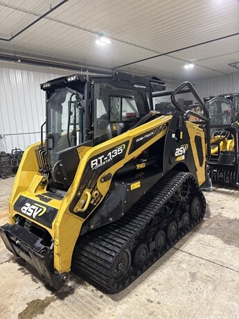 2024 ASV POSI-TRACK RT135F