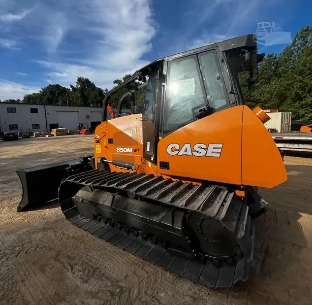 2024 CASE 850M