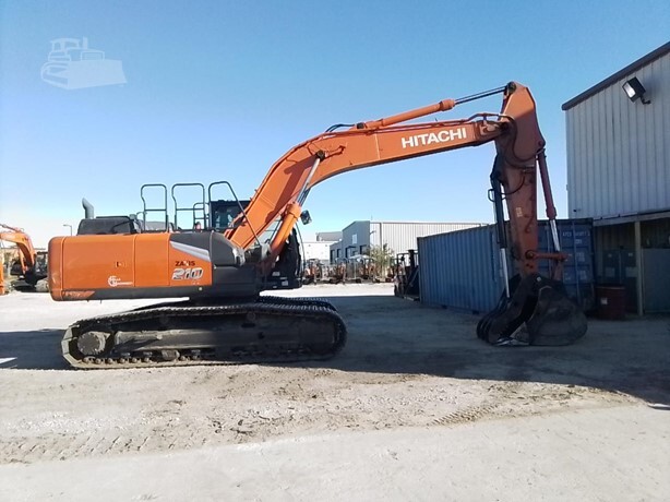 2024 HITACHI ZX210 LC-7