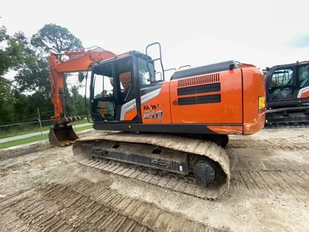 2024 HITACHI ZX210 LC-7H