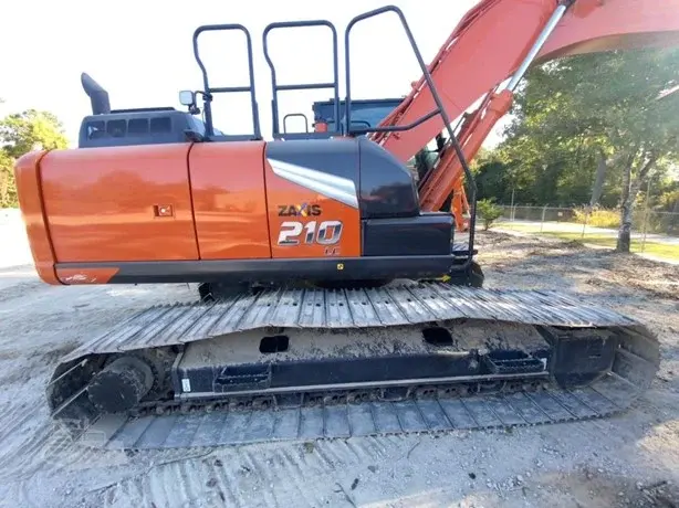 2024 HITACHI ZX210 LC-7H