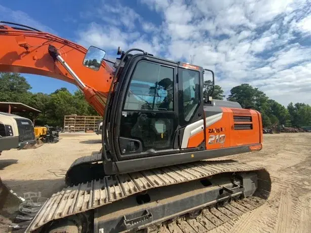 2024 HITACHI ZX210 LC-7H