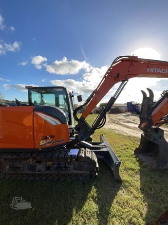 2024 HITACHI ZX85USB-7