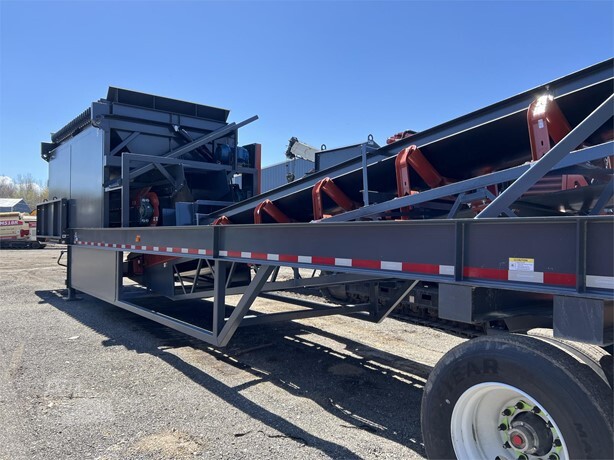 2024 SUPERIOR F8X16.42X18PFHBC