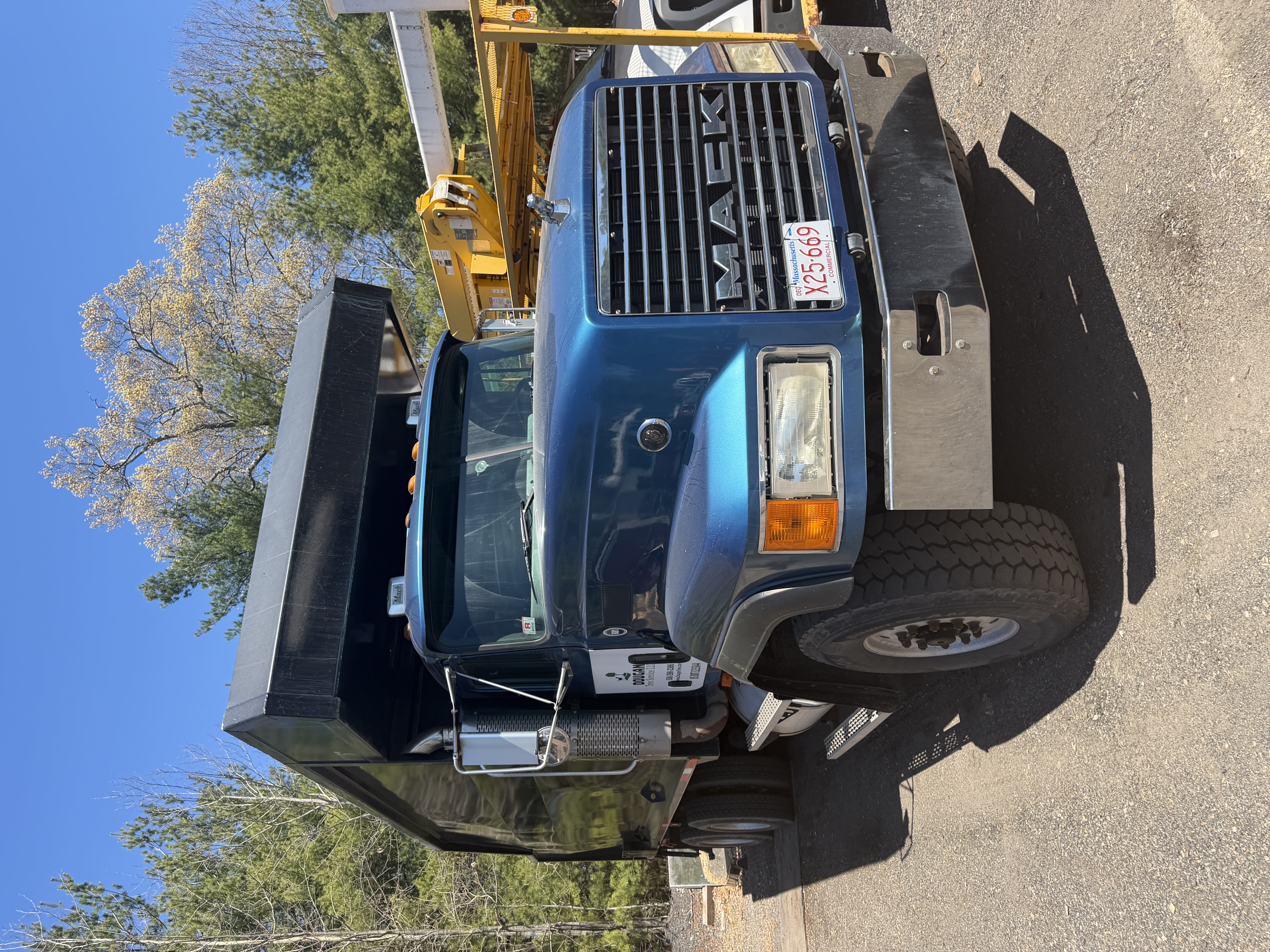 Mack Conventional Dump Truck w/ BeauRoc Body