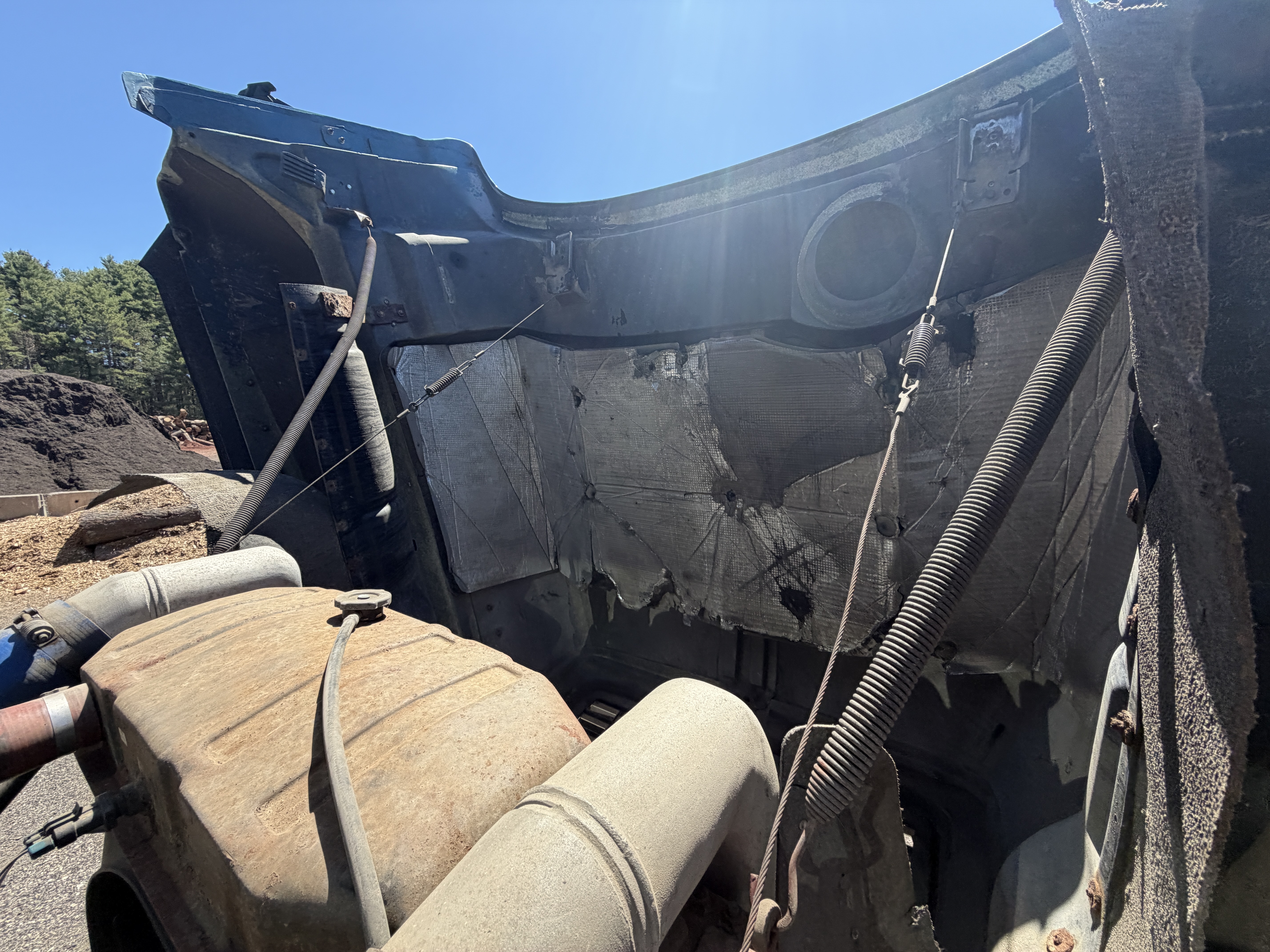 Mack Conventional Dump Truck w/ BeauRoc Body