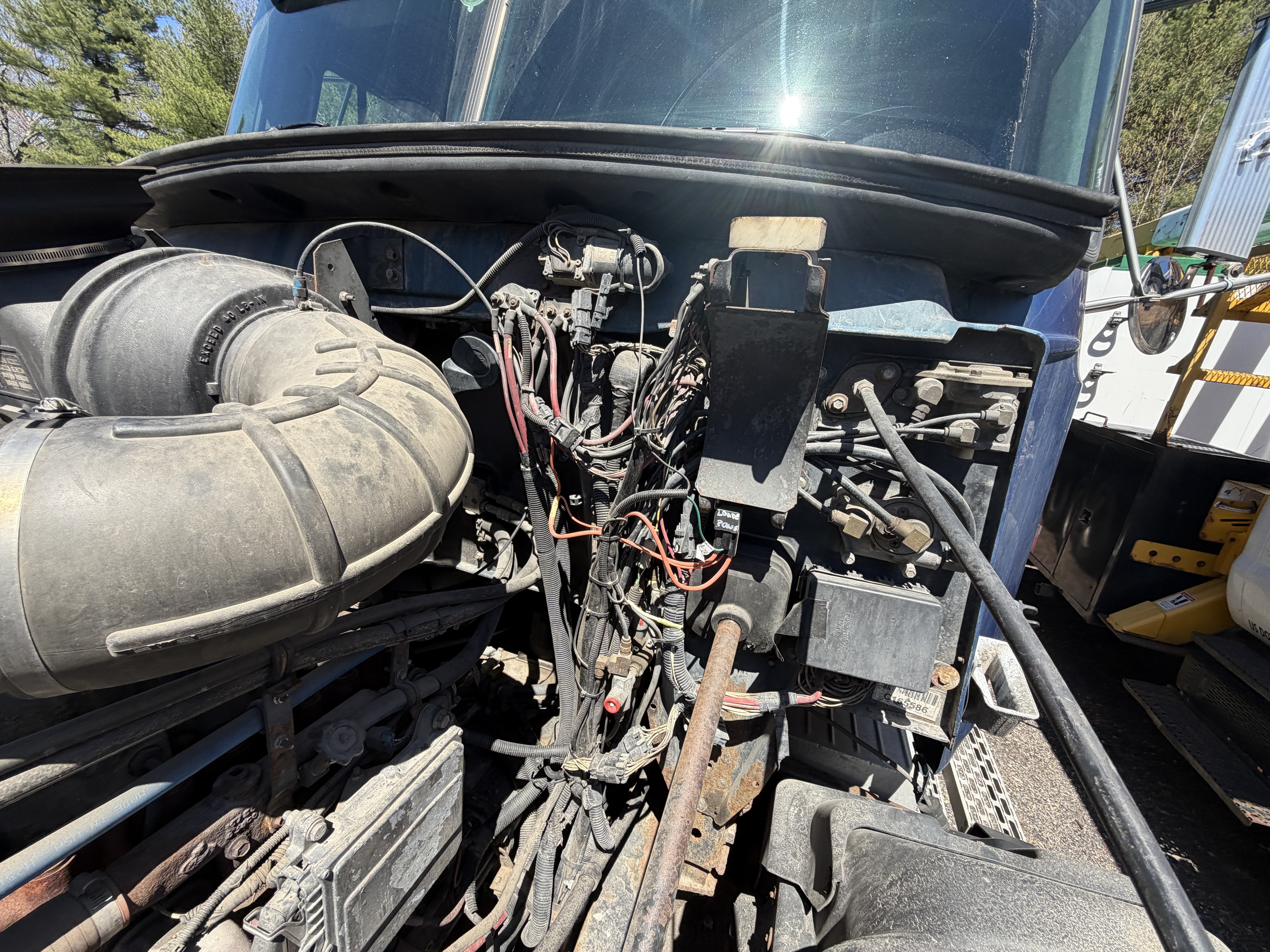 Mack Conventional Dump Truck w/ BeauRoc Body