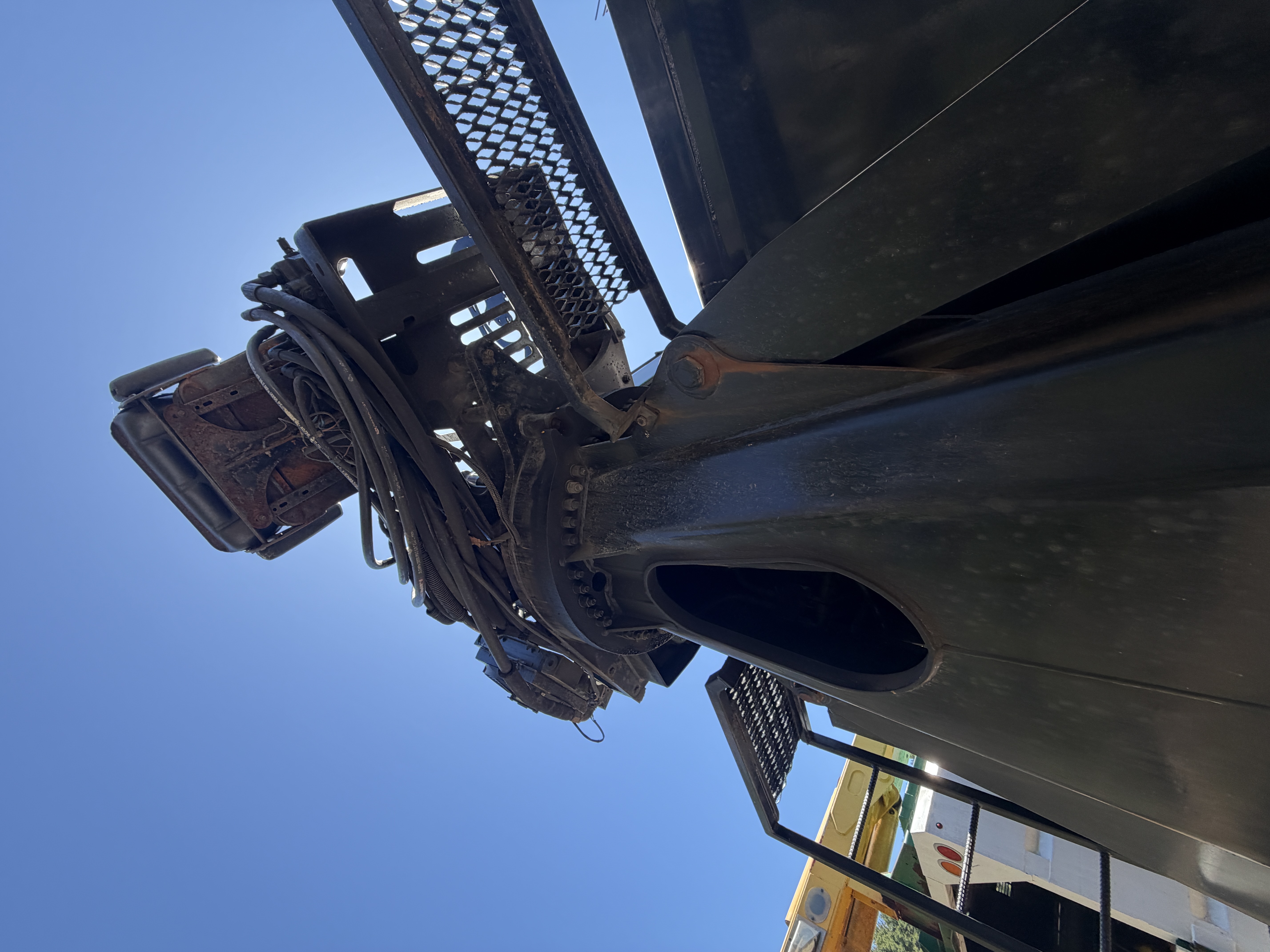 Mack Conventional Dump Truck w/ BeauRoc Body