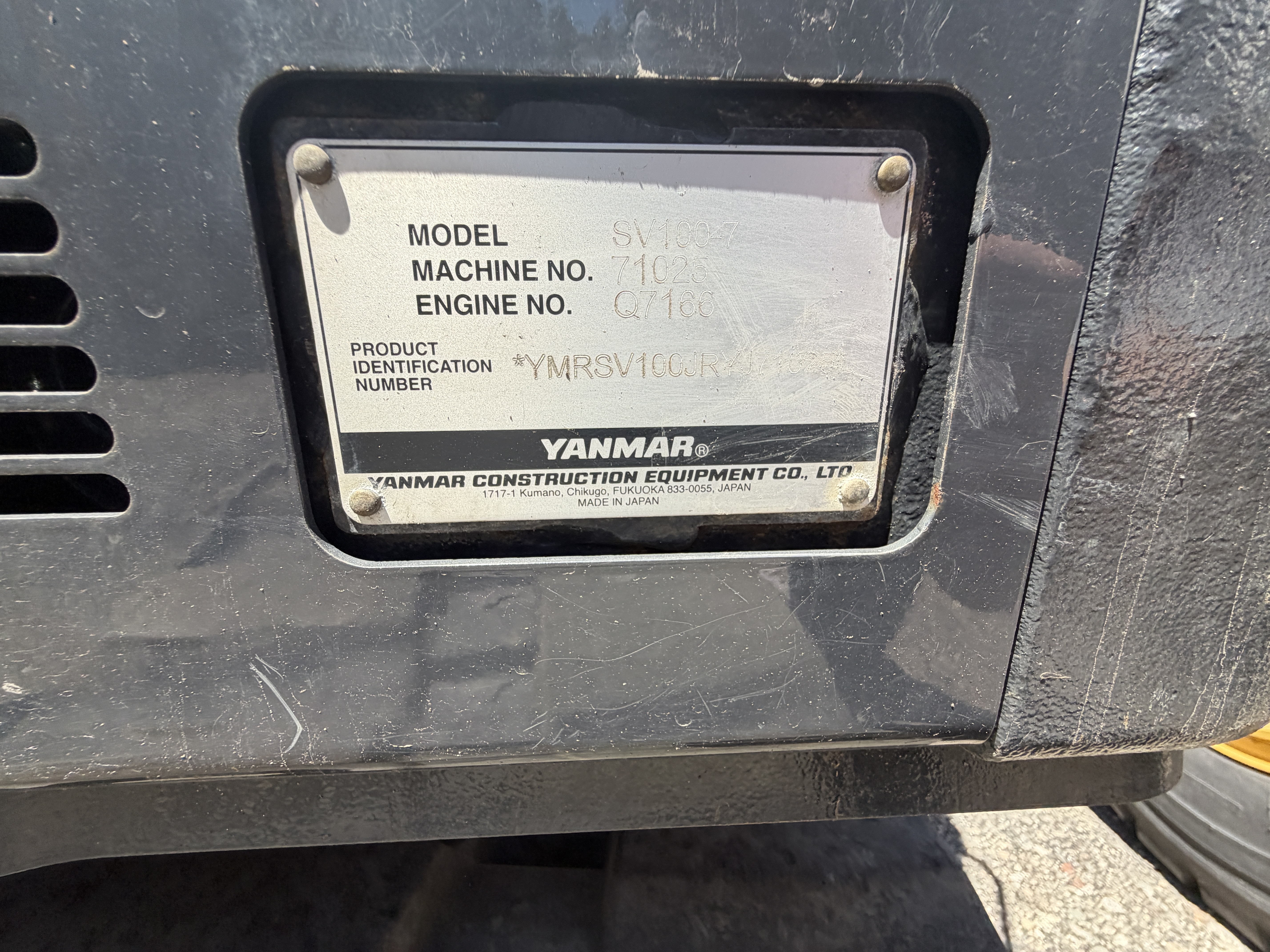 Yanmar ViO100 Compact Excavator — 130.9 Hours, Thumb + 2 Buckets