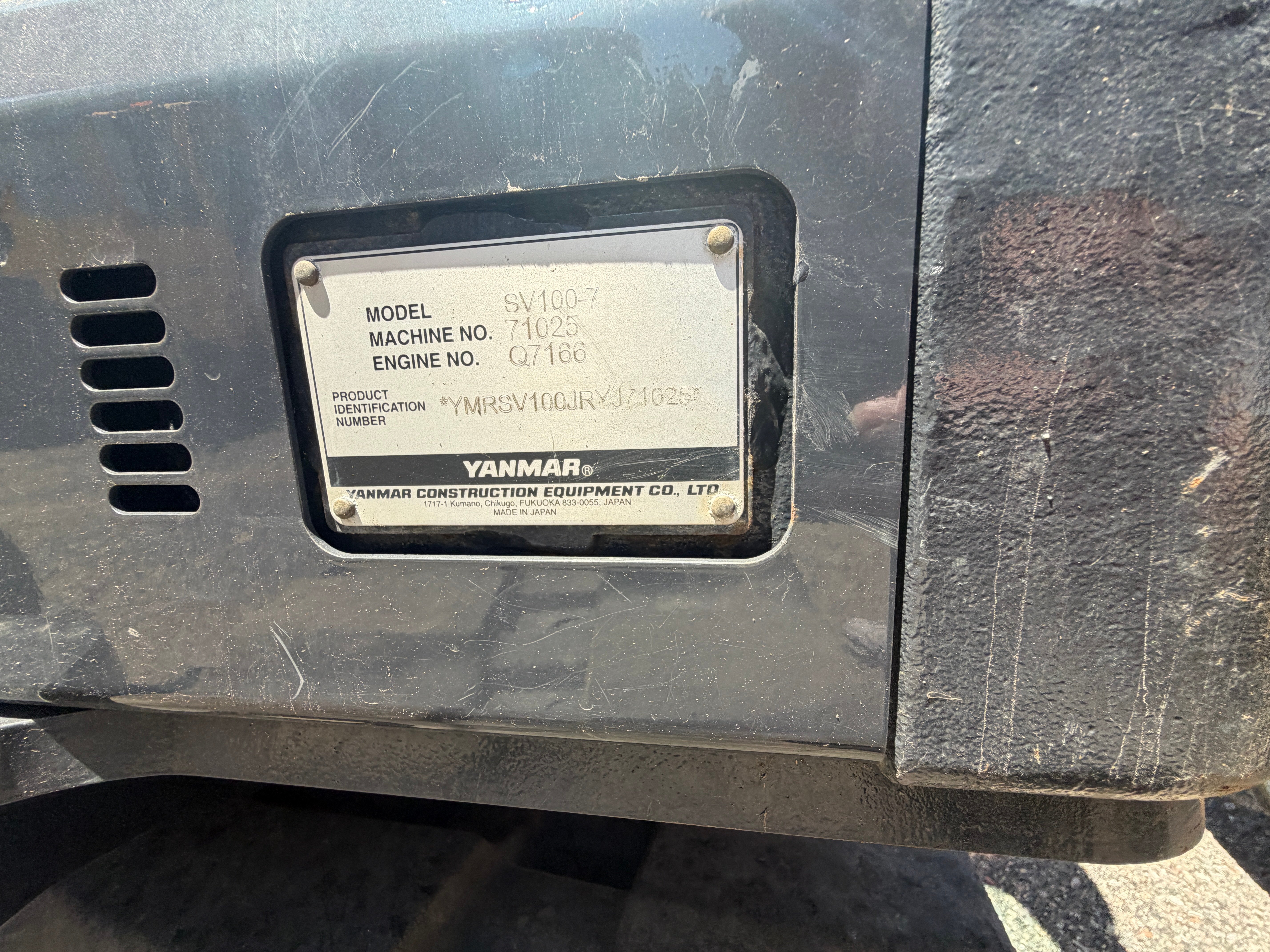 Yanmar ViO100 Compact Excavator — 130.9 Hours, Thumb + 2 Buckets