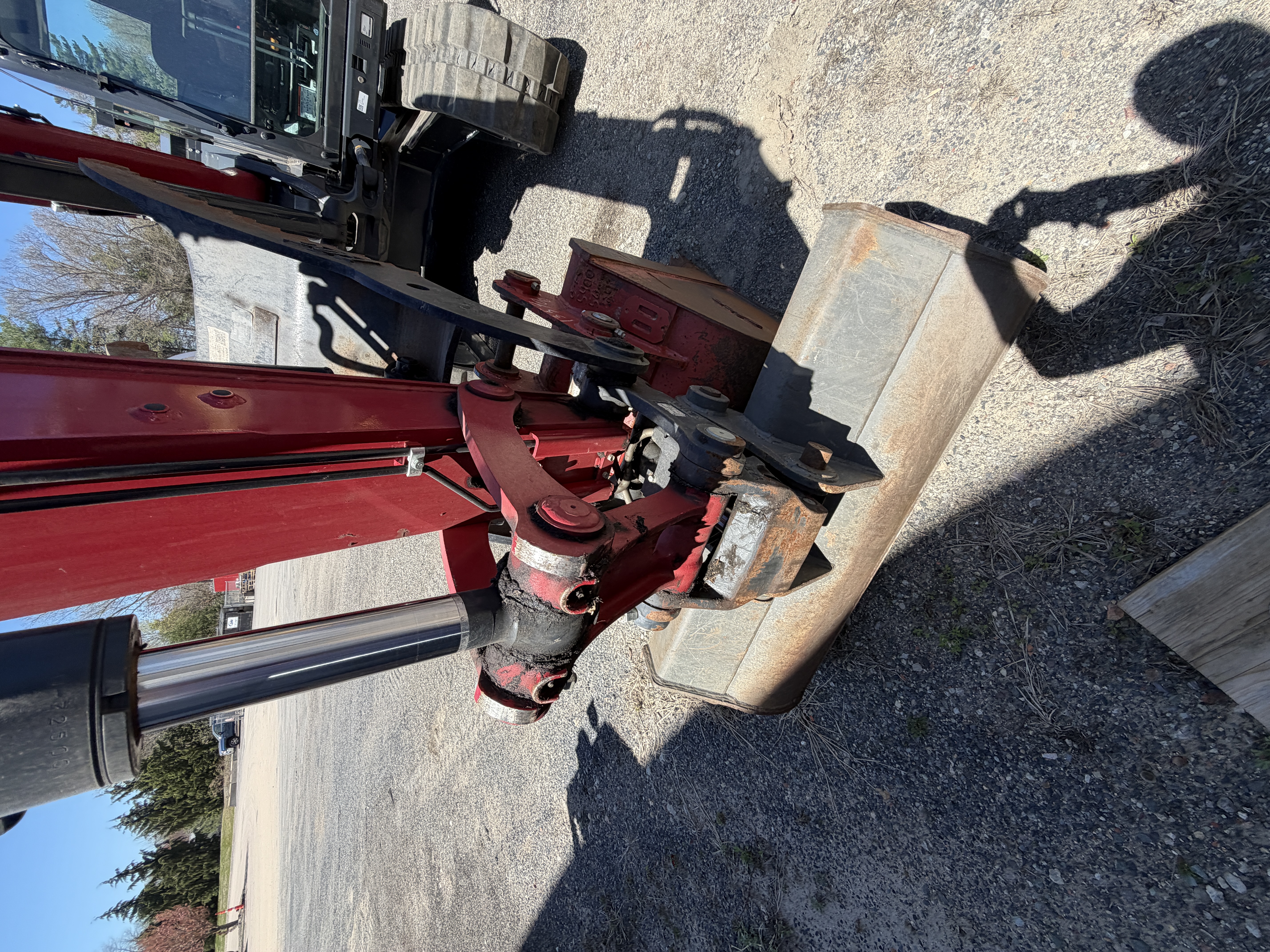 Yanmar ViO100 Compact Excavator — 130.9 Hours, Thumb + 2 Buckets
