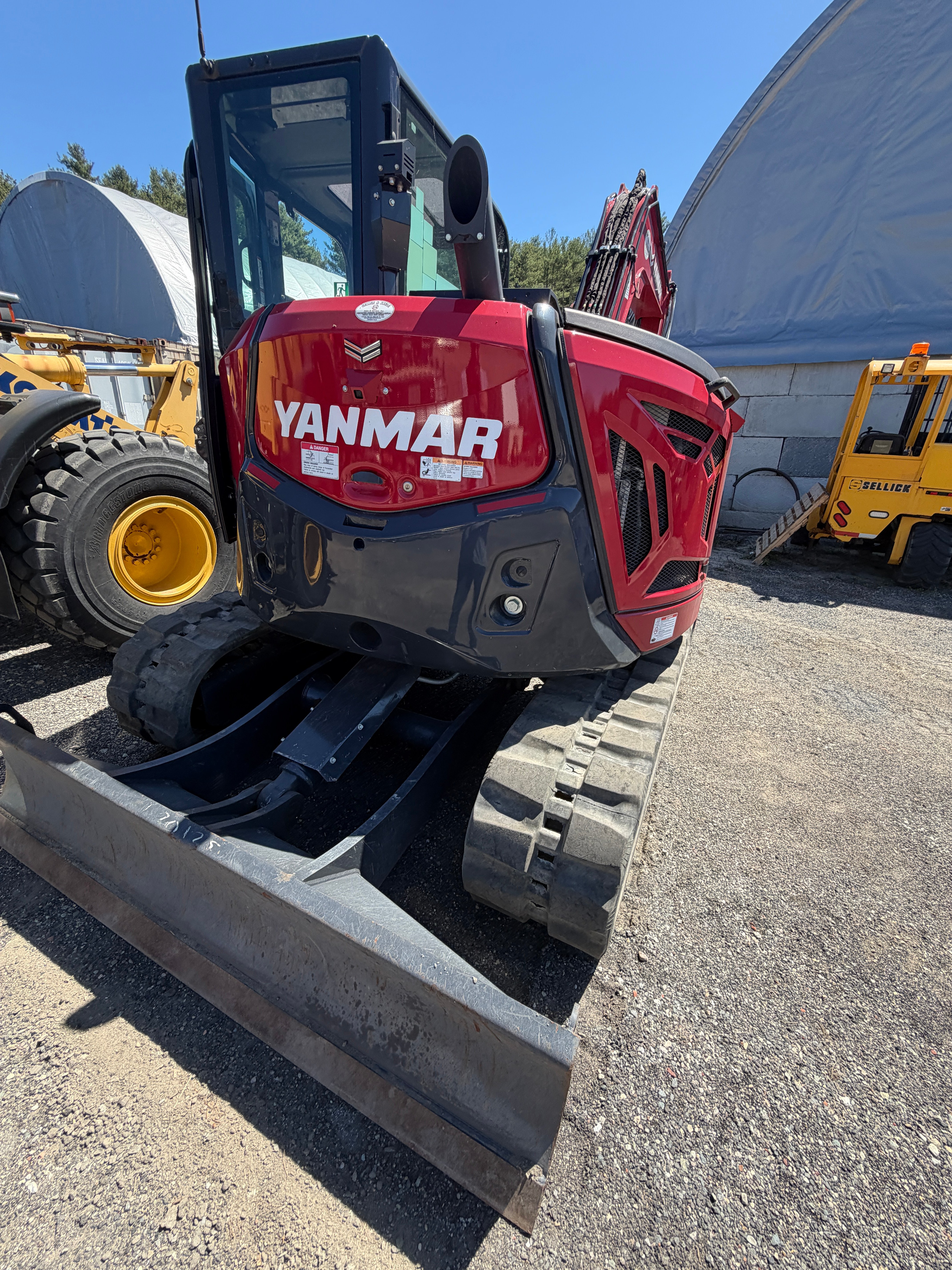 Yanmar ViO100 Compact Excavator — 130.9 Hours, Thumb + 2 Buckets