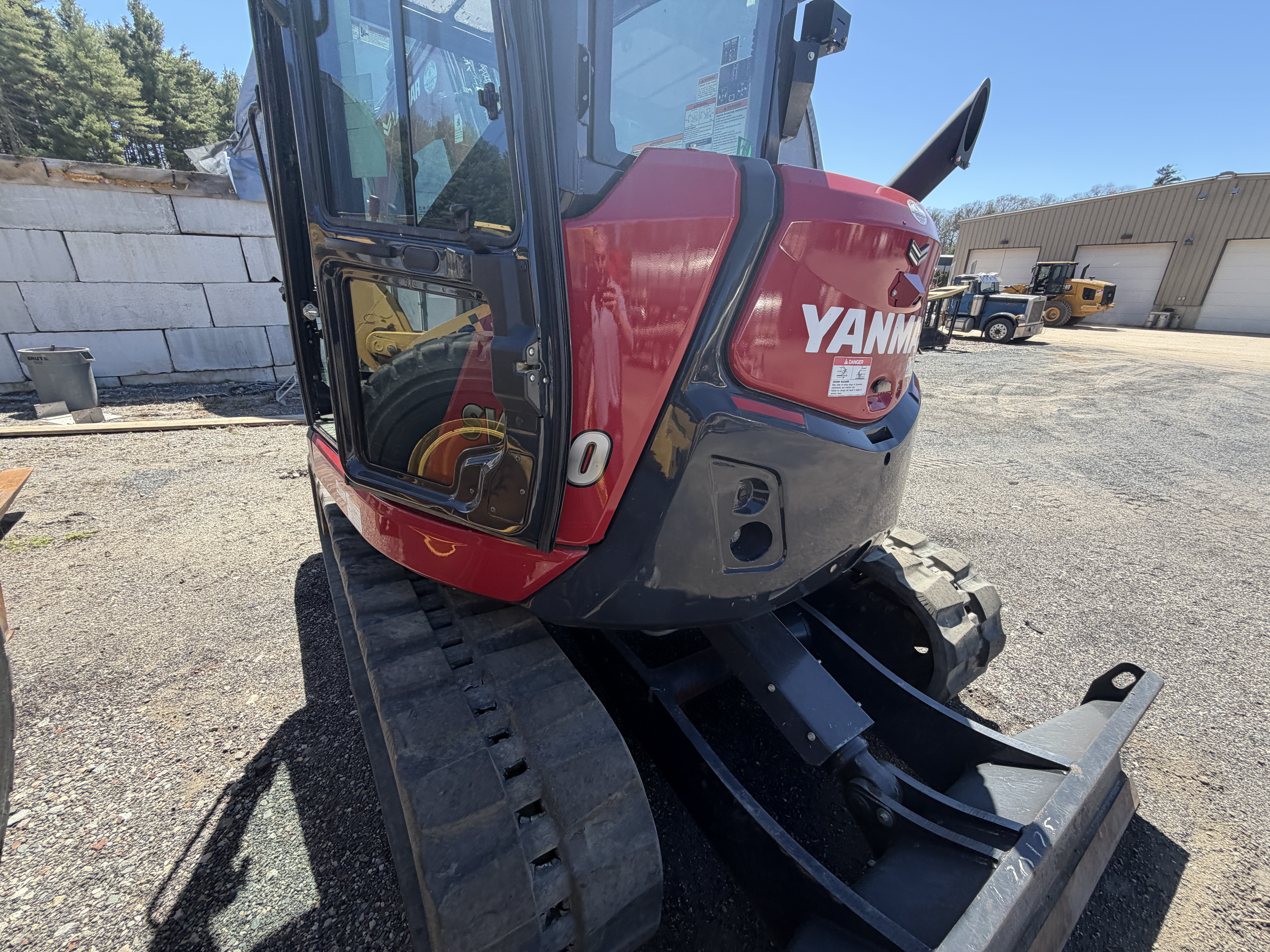 Yanmar ViO100 Compact Excavator — 130.9 Hours, Thumb + 2 Buckets